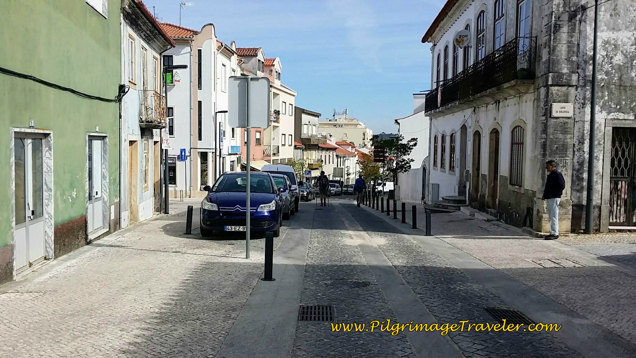 Walking on the Rua Oliveira Salazar toward Ansião Town Center