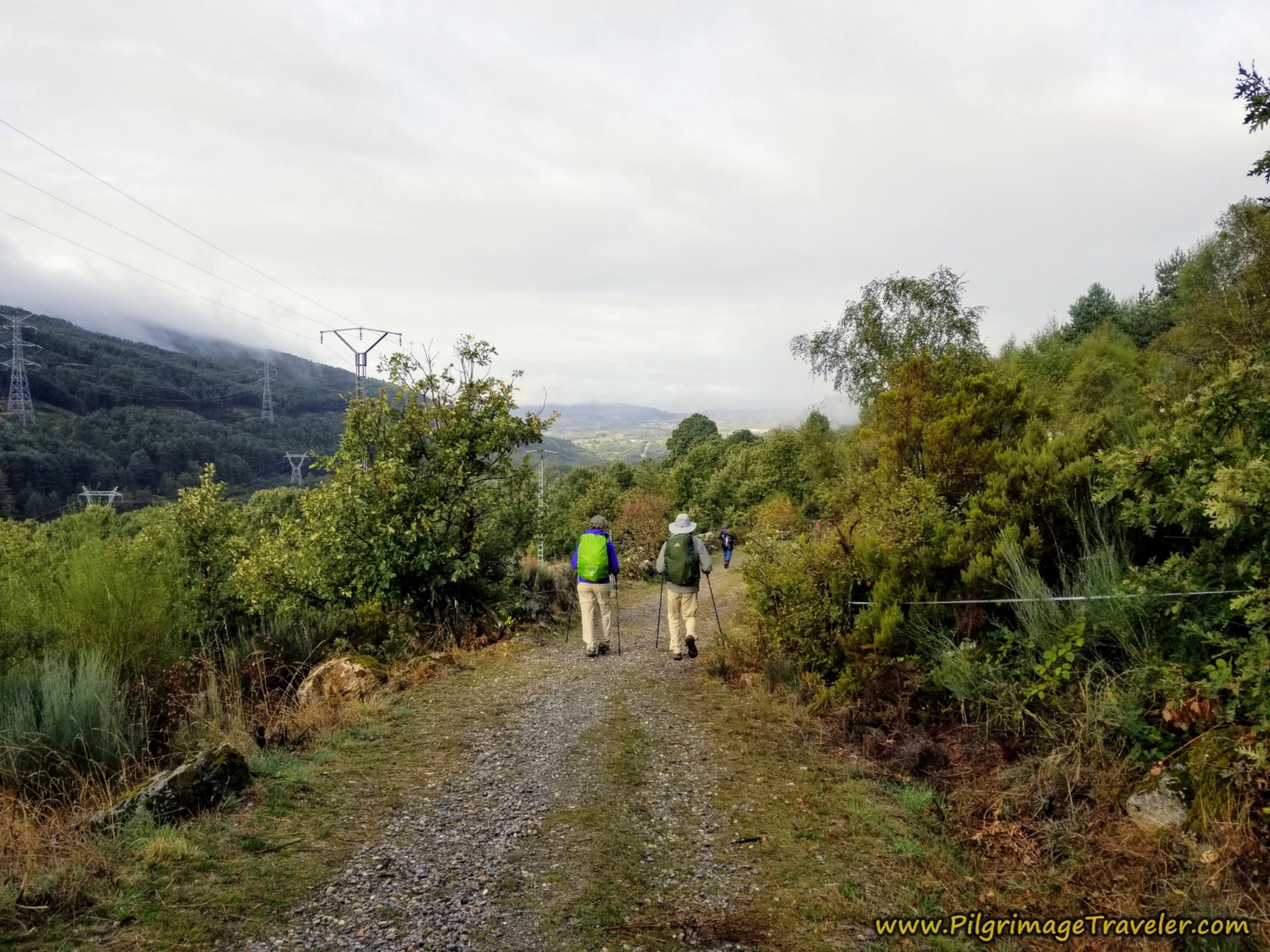 Steep Descent from the Alto da Canda