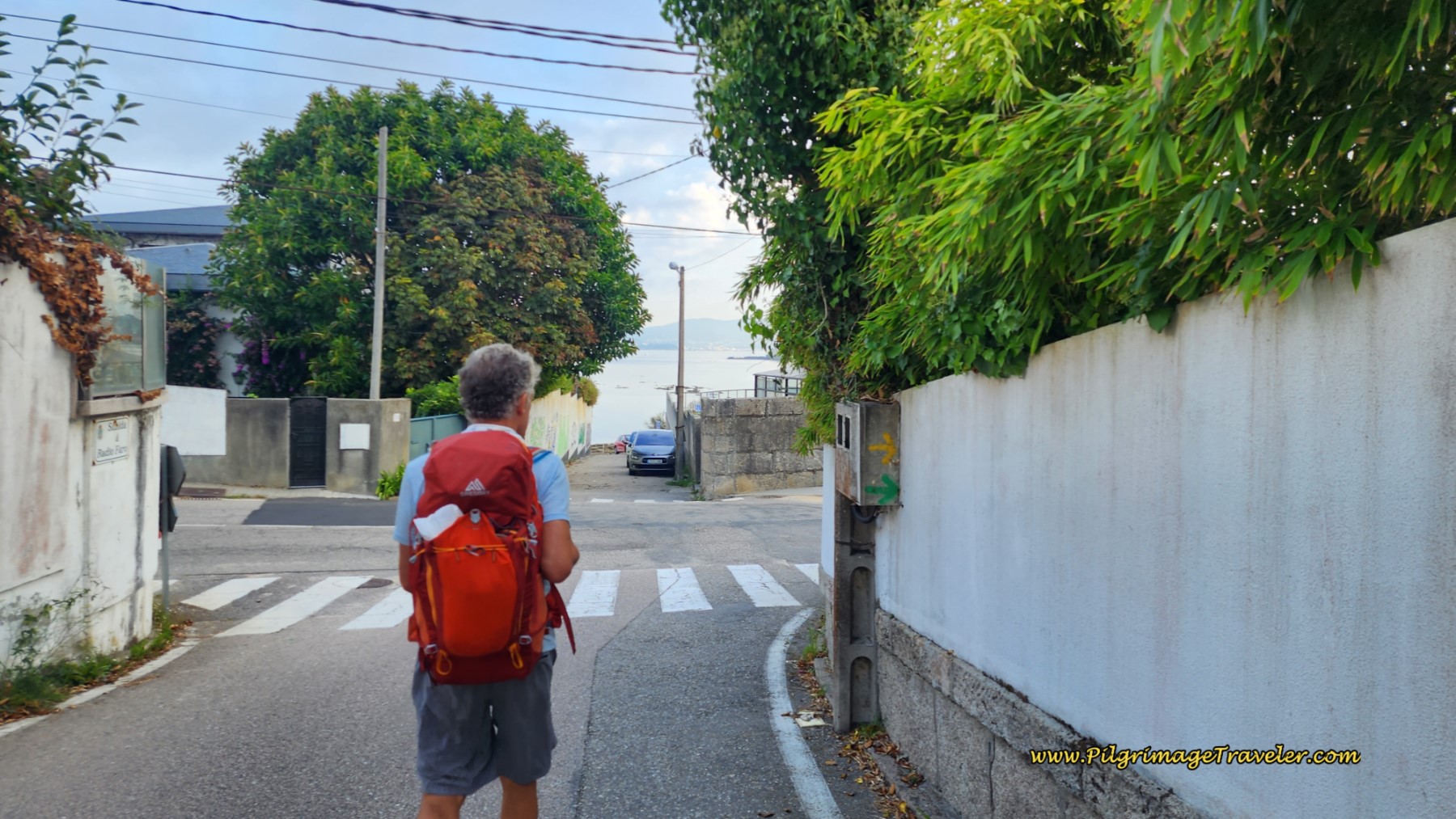 Right Turn onto Rúa do Arquitecto Cominges Right Turn onto Rúa do Arquitecto Cominges
