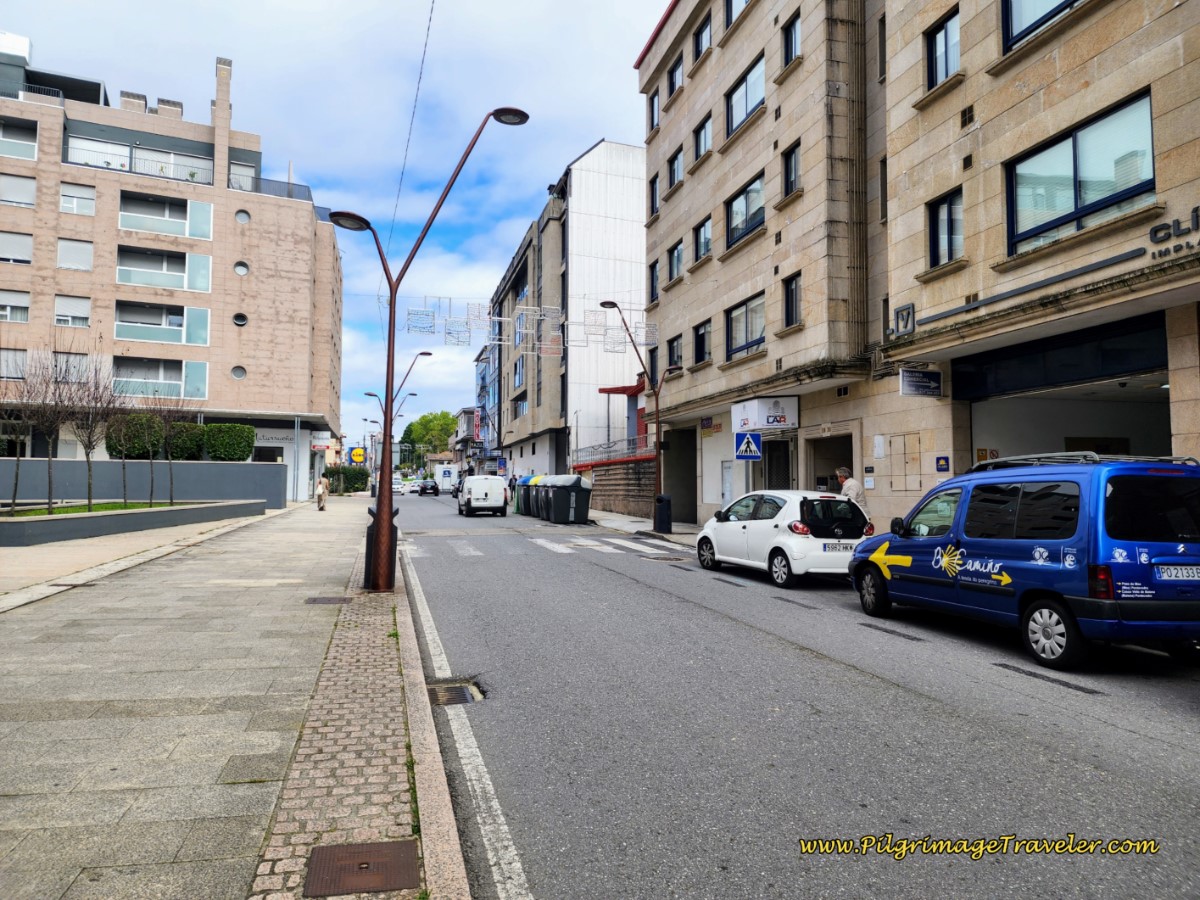 Along the Rua Raminranes