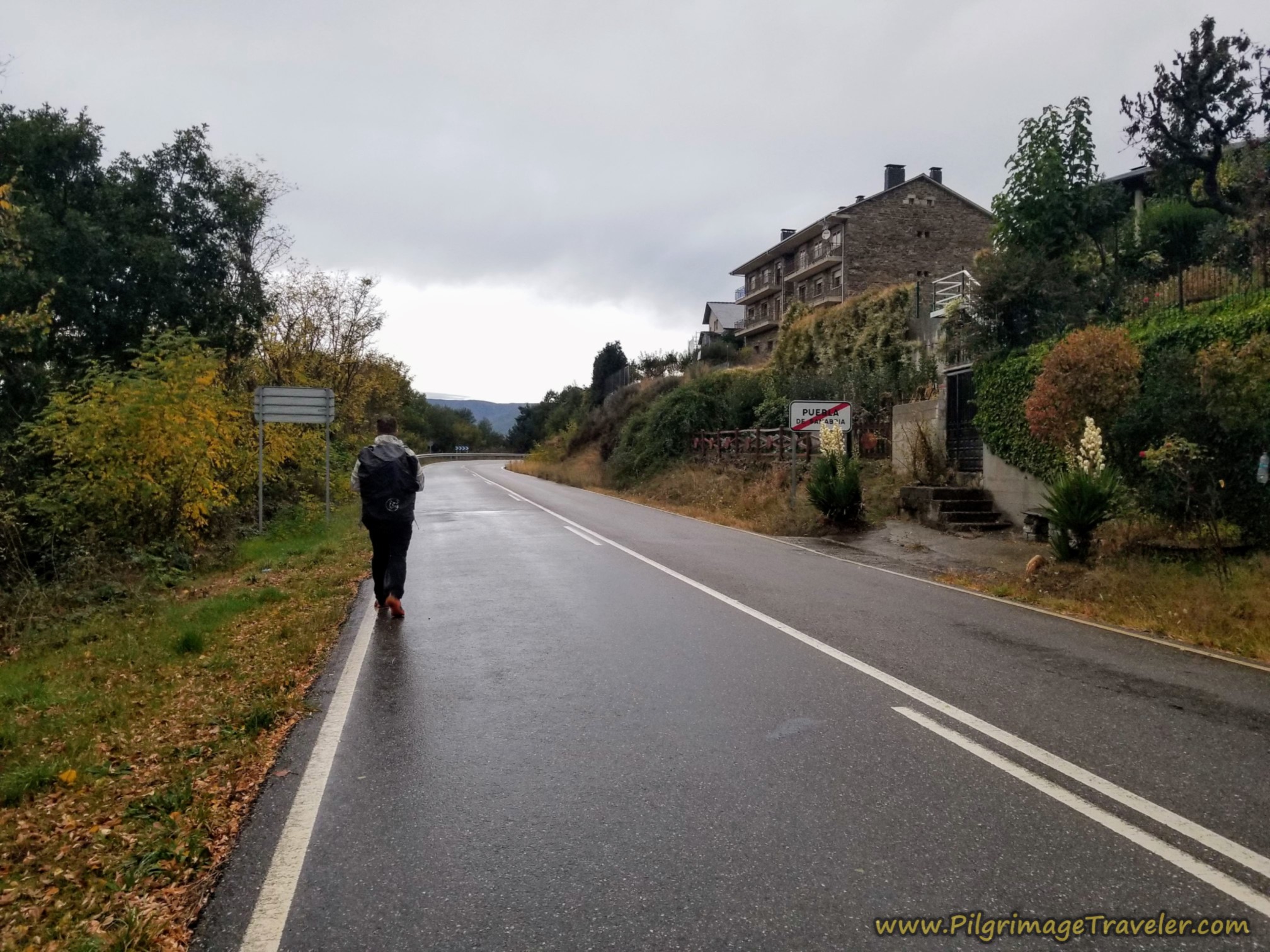 Along the Avenida Galicia on the Camino Sanabrés from Puebla de Sanabria to Lubián