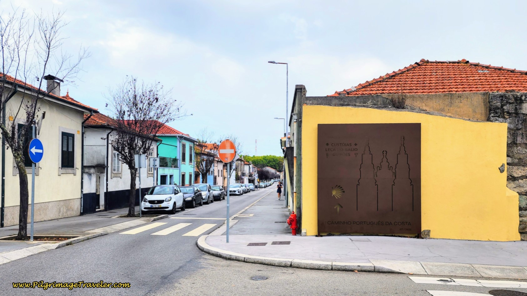 Unique Santiago Waymark Sculpture