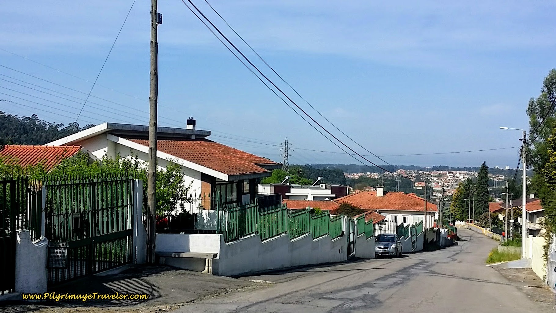 The Rua Joaquim Domingues Maia in Goda