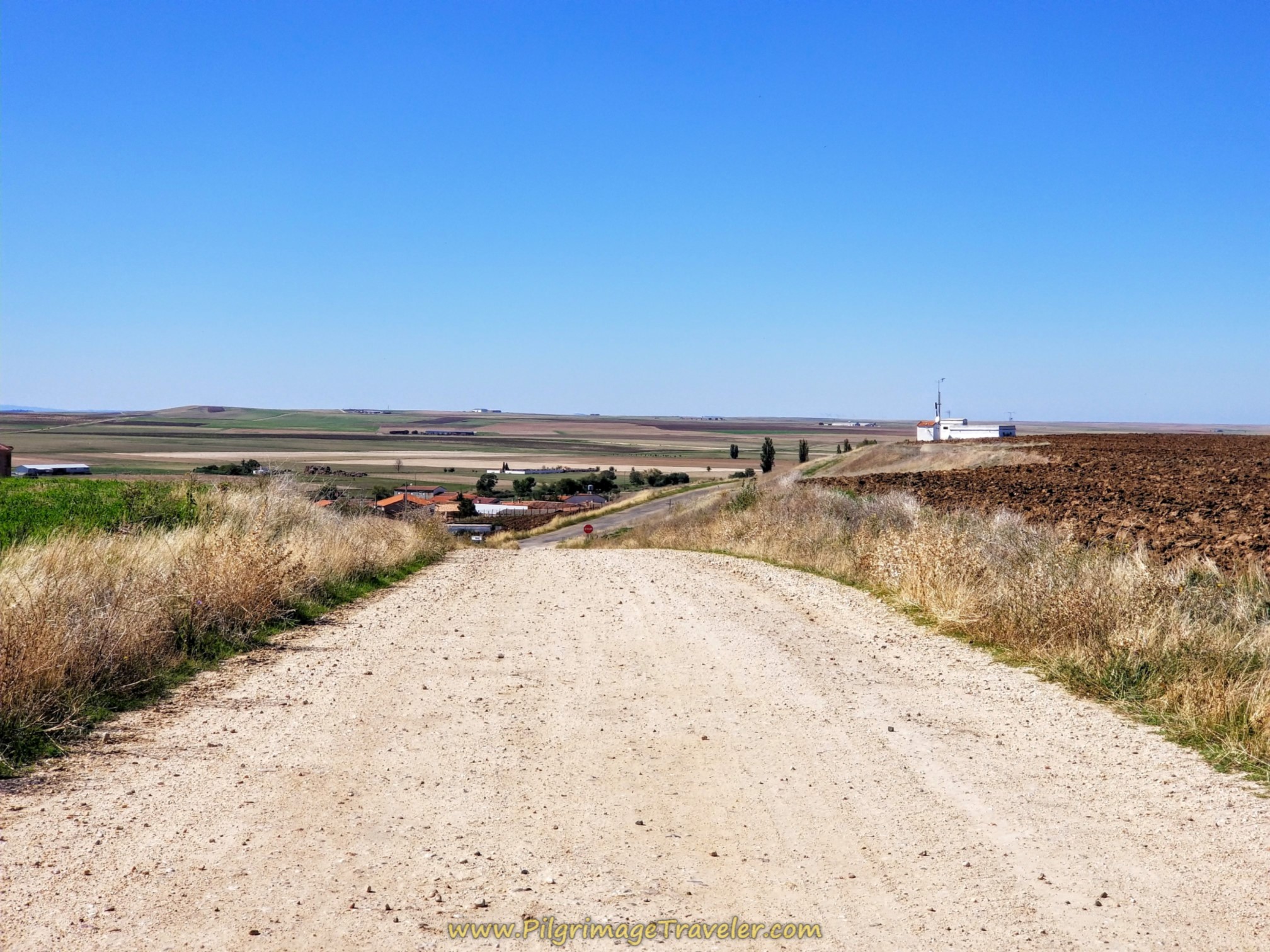Mancera de Abajo, Just Down the Hill