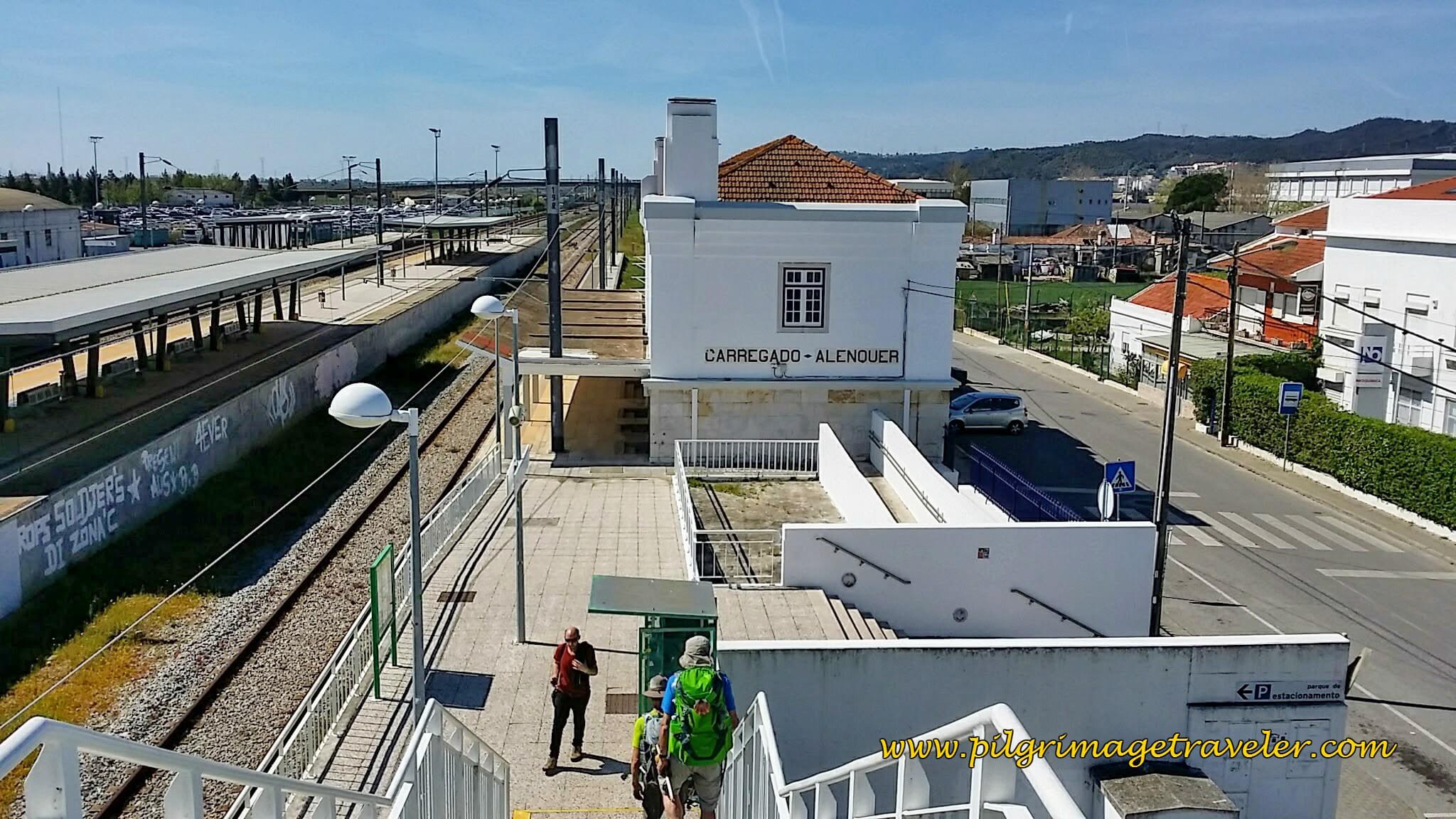 Up and over the train tracks in Carregado