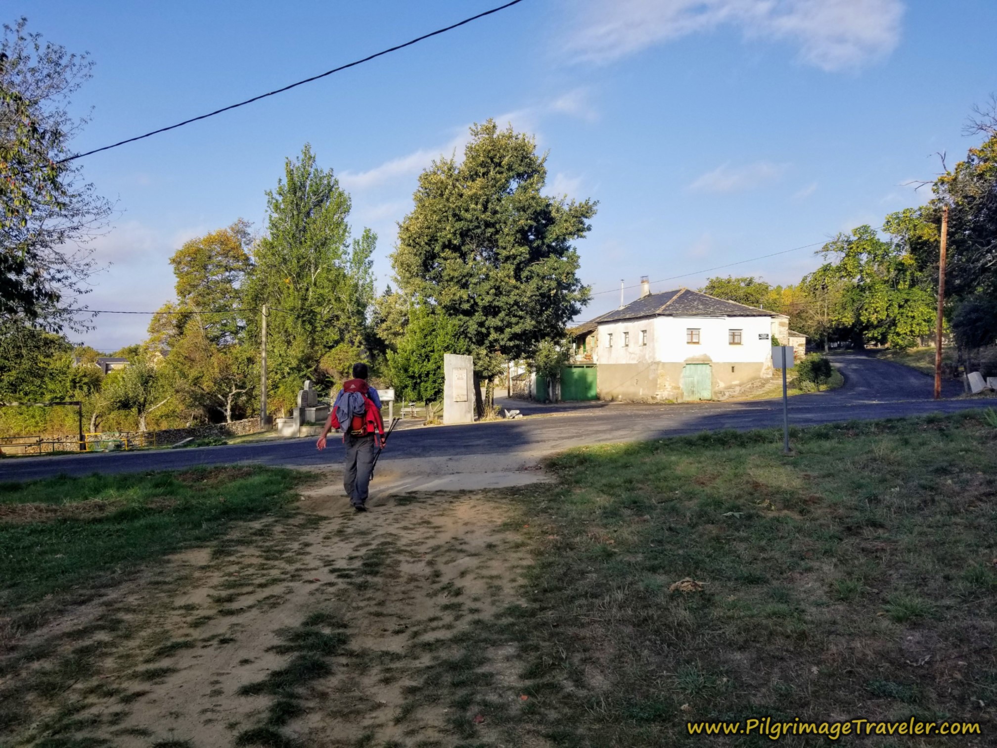 Entering Remesal, Camino Sanabrés, Entrepeñas to Puebla de Sanabria