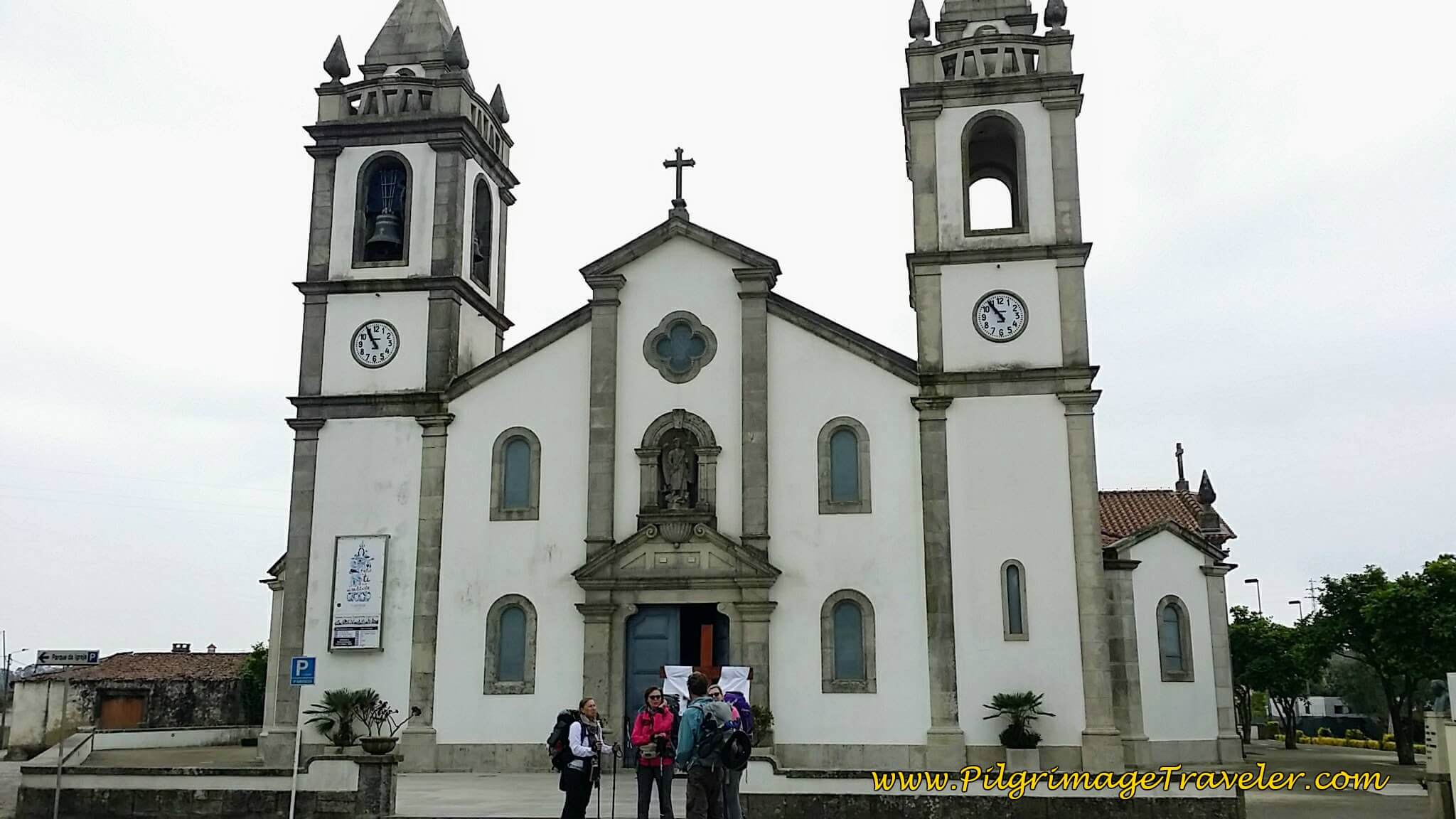 Rich Chatting with German and Swiss pilgrims at the Igreja Matriz de Apúlia on day sixteen of the Portuguese Way on the Coastal Route