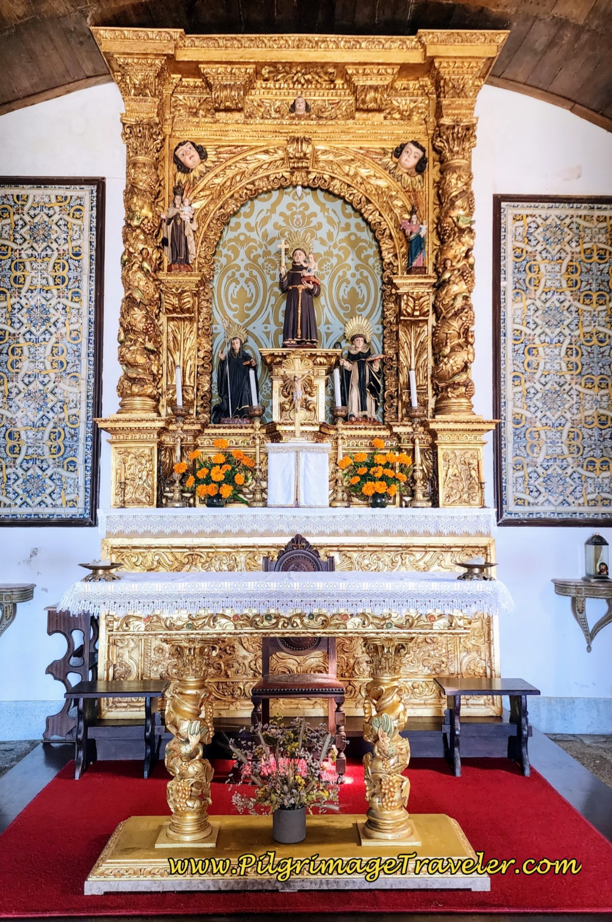 Capela de Sto. Antonio, Altar