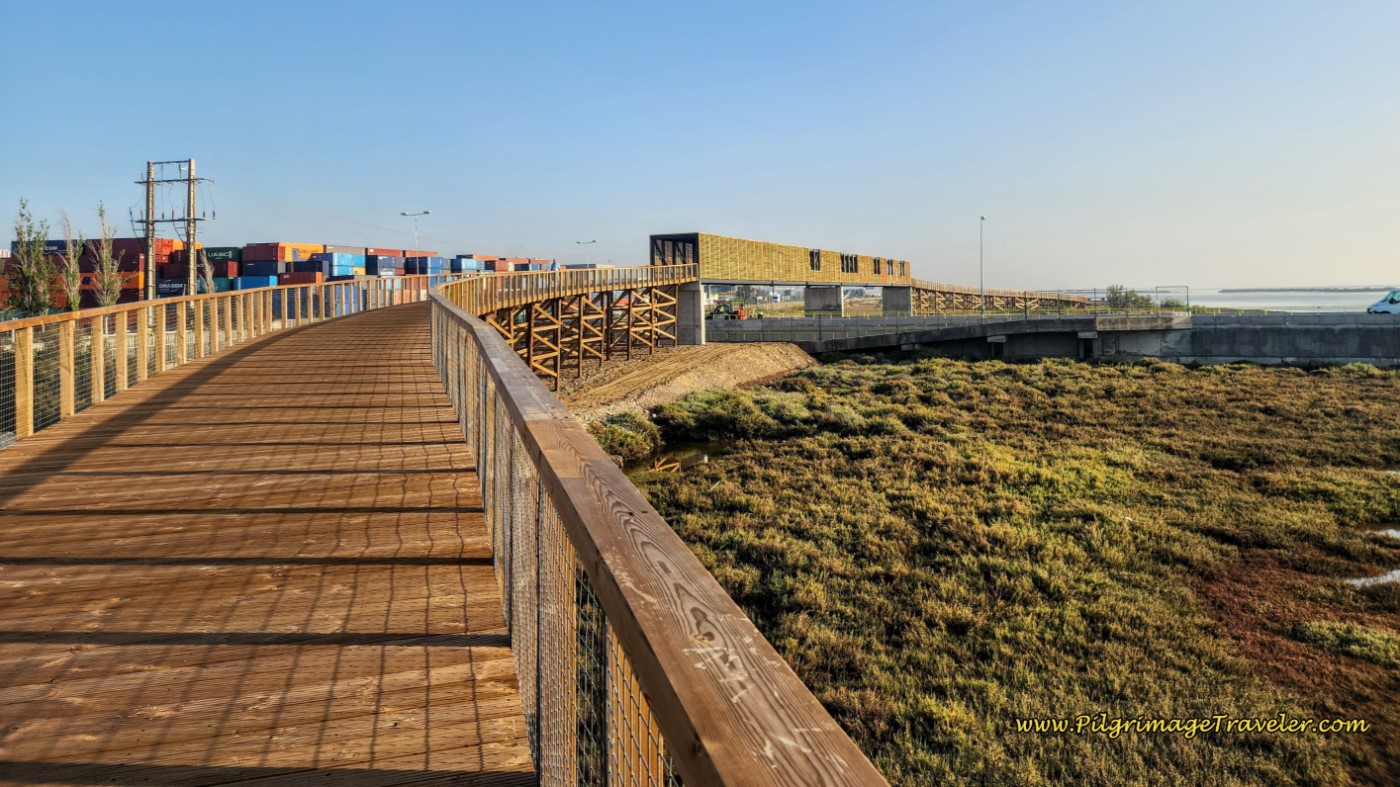 Approaching Large Observatory on the Percurso Ribeirinho de Loures