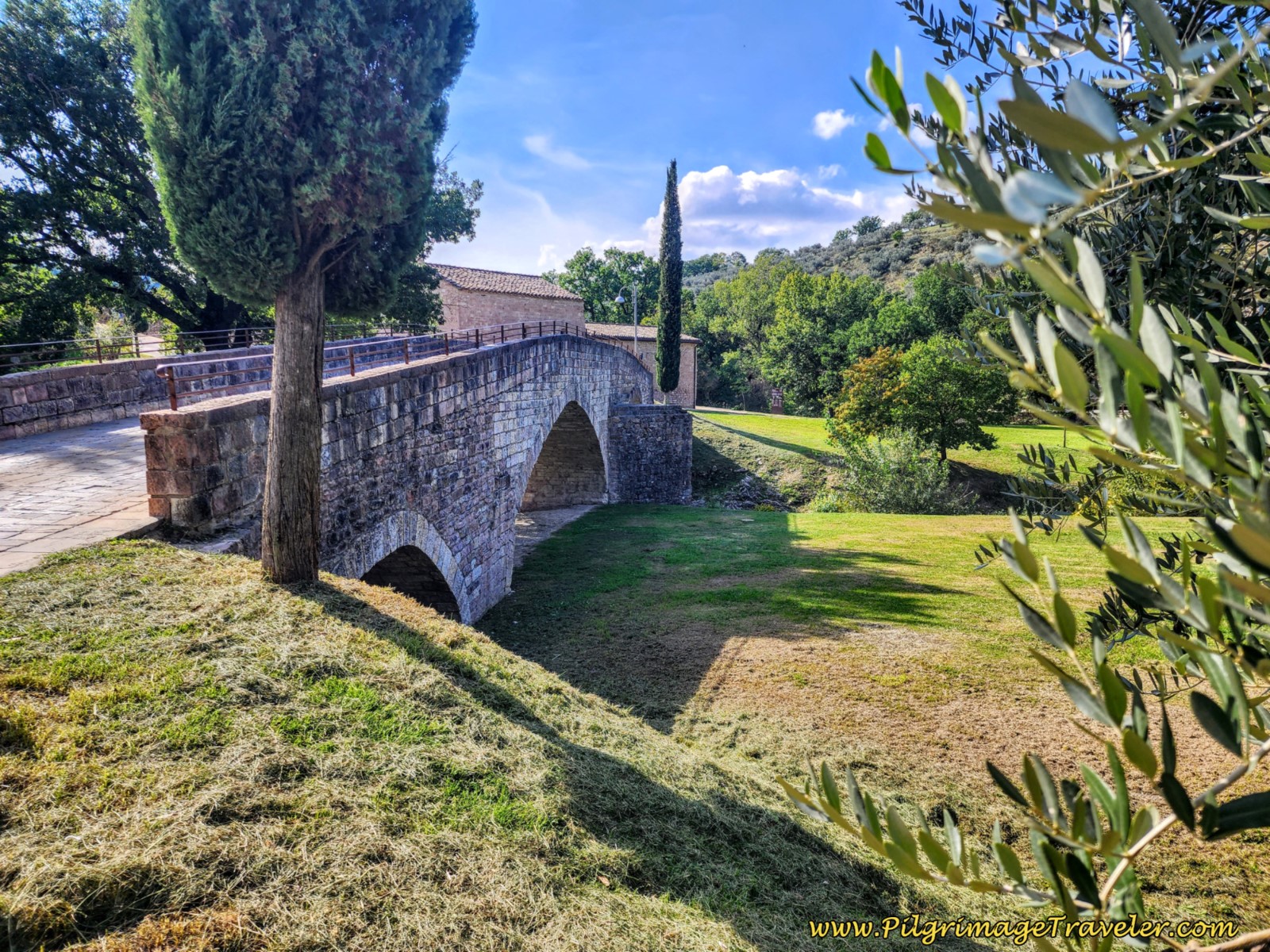 Cross the Medieval Bridge, the Ponte dei Galli, day ten, Way of St. Francis, Valfabbrica to Assisi