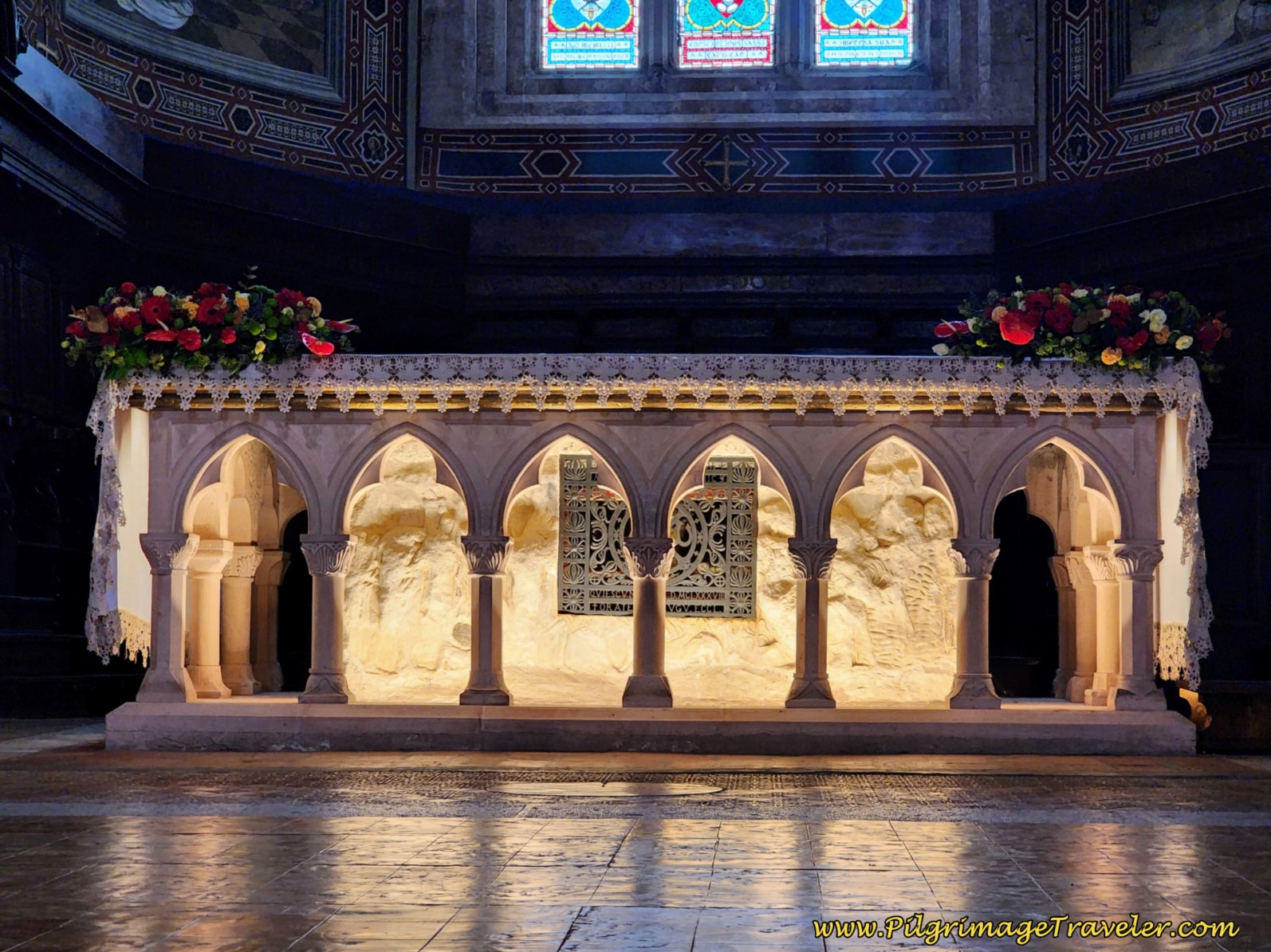 Chiesa Cattedrale, Crypt of Saints Mariano and Giacomo