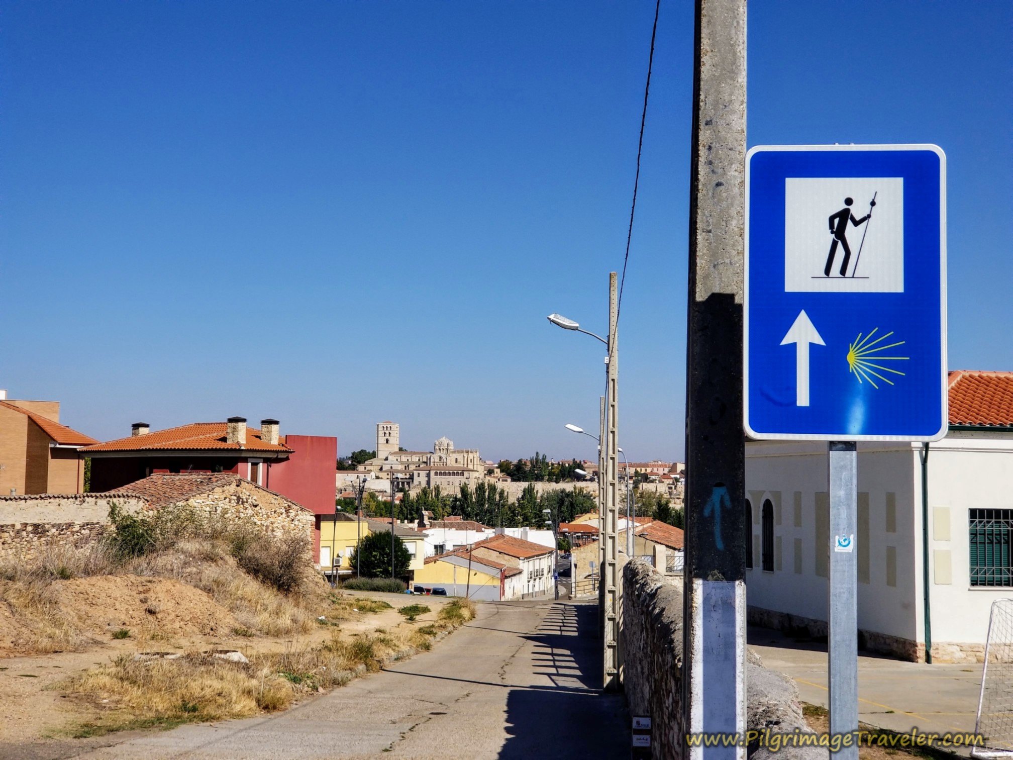 Waymarking in Town Very Good