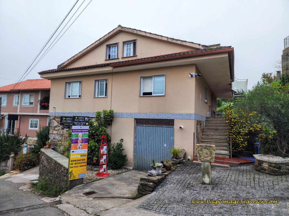 Albergue and Bar O Corisco