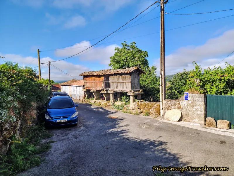 Juncture of Routes in Cima de Vila