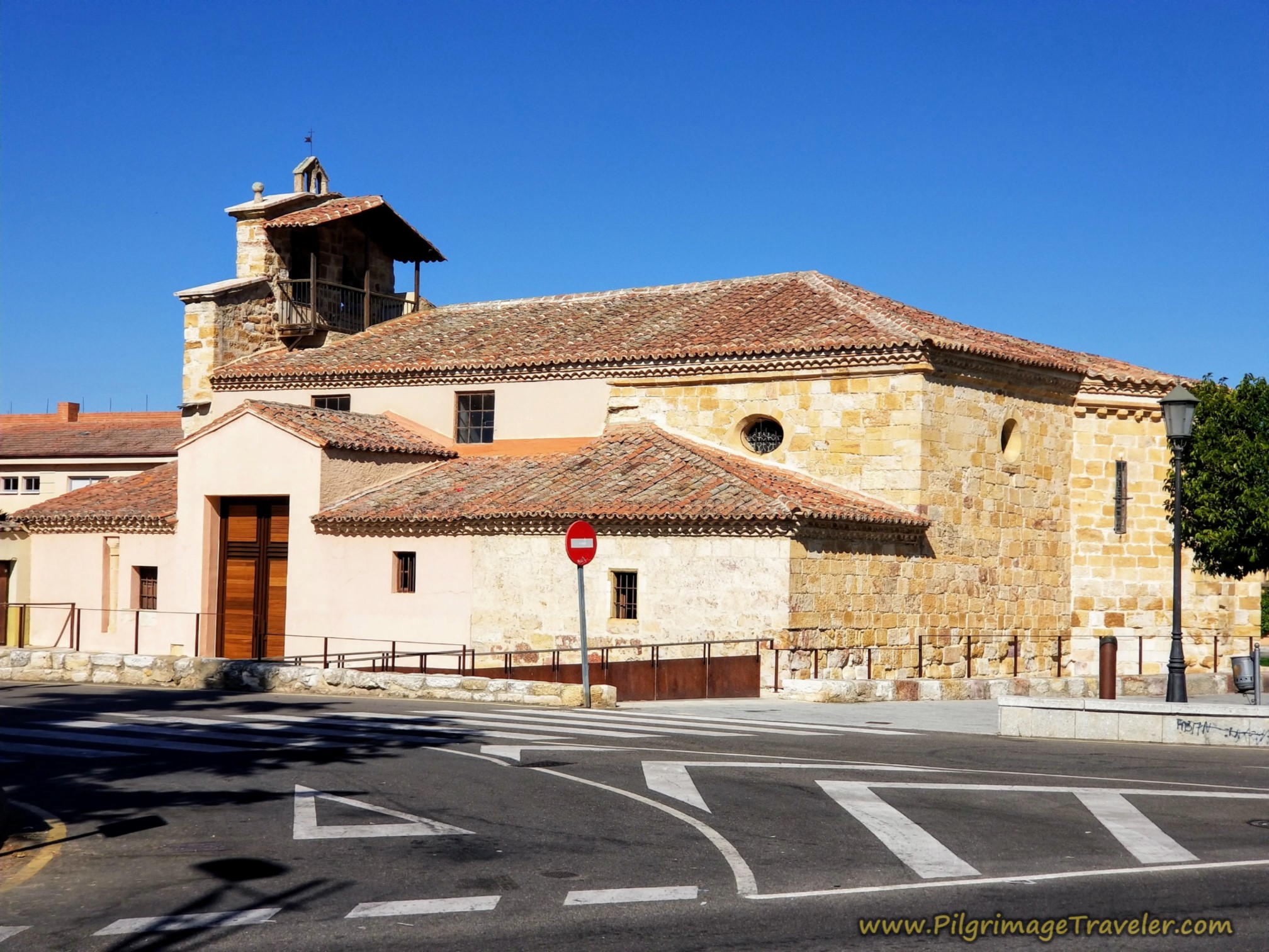 Pass by the Iglesia de San Frontis Pass by the Iglesia de San Frontis