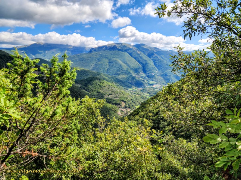 Way of St. Francis: Day Fifteen, Spoleto to Macenano - Pontuglia Visible Below