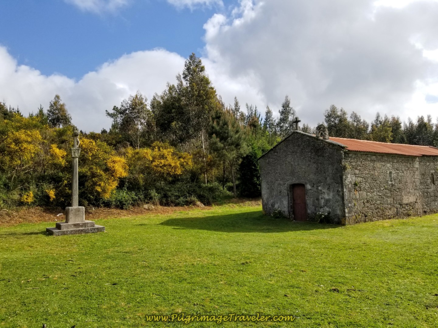 Cross and Chapel of San Pedro Mártir