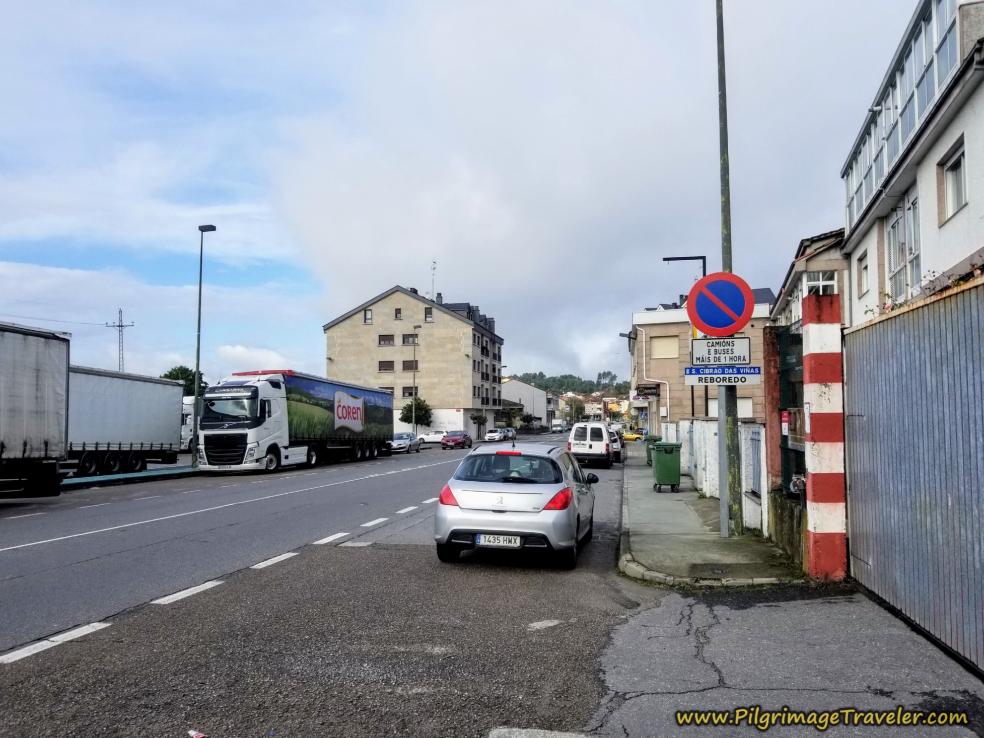 Entering Reboredo, Camino Sanabrés, Xunqueira de Ambía to Ourense