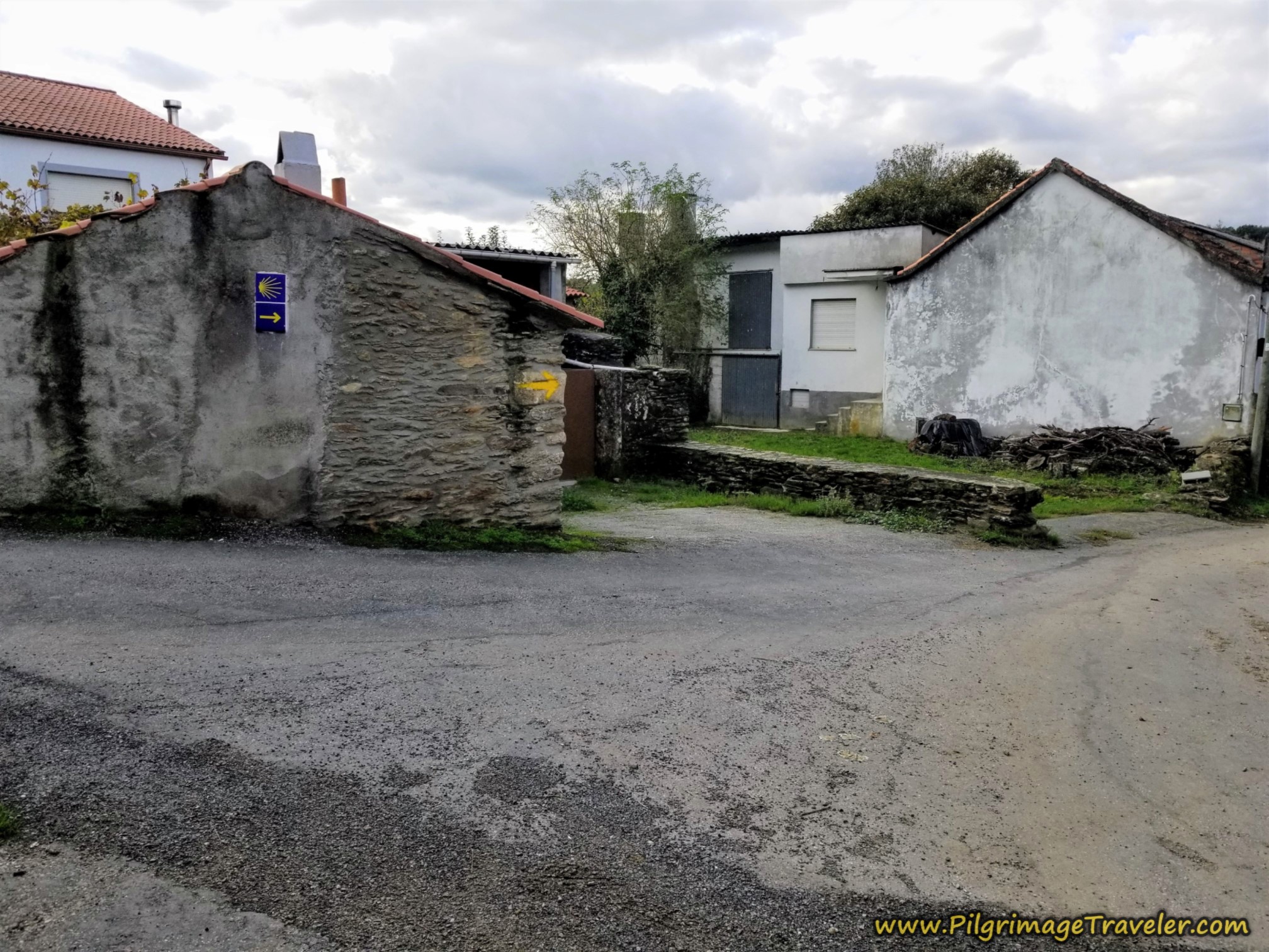 Right Turn in Pontenoufe