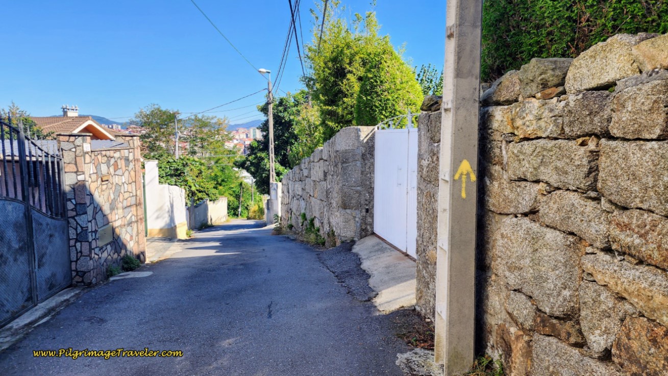 Down the Hill on the Rúa do Roupeiro