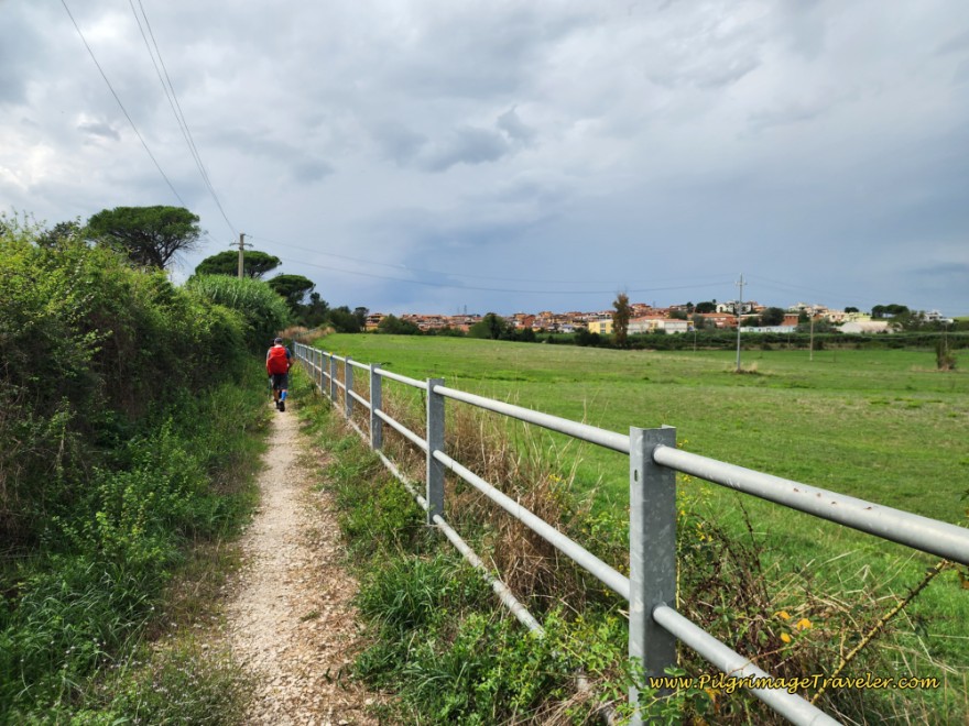Way of St. Francis: Day Twenty-One, Ponticelli to Monterotondo - Pilgrim's Path Continues Parallel to the SP25a