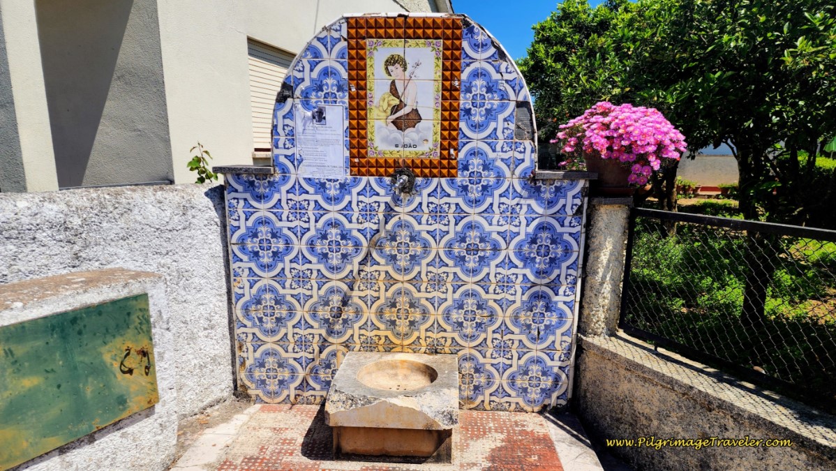 Carvalhos de Figueiredo Fountain