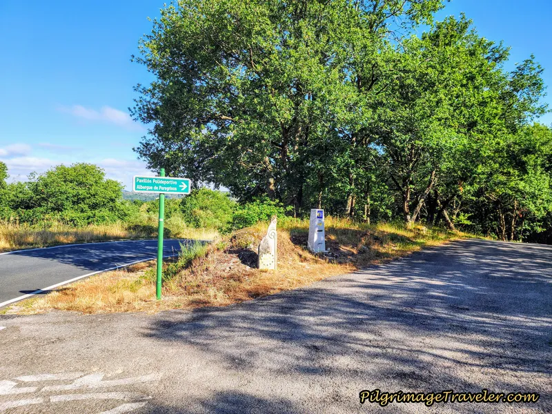 Right Turn Onto Side Road to Xunqueira de Ambía