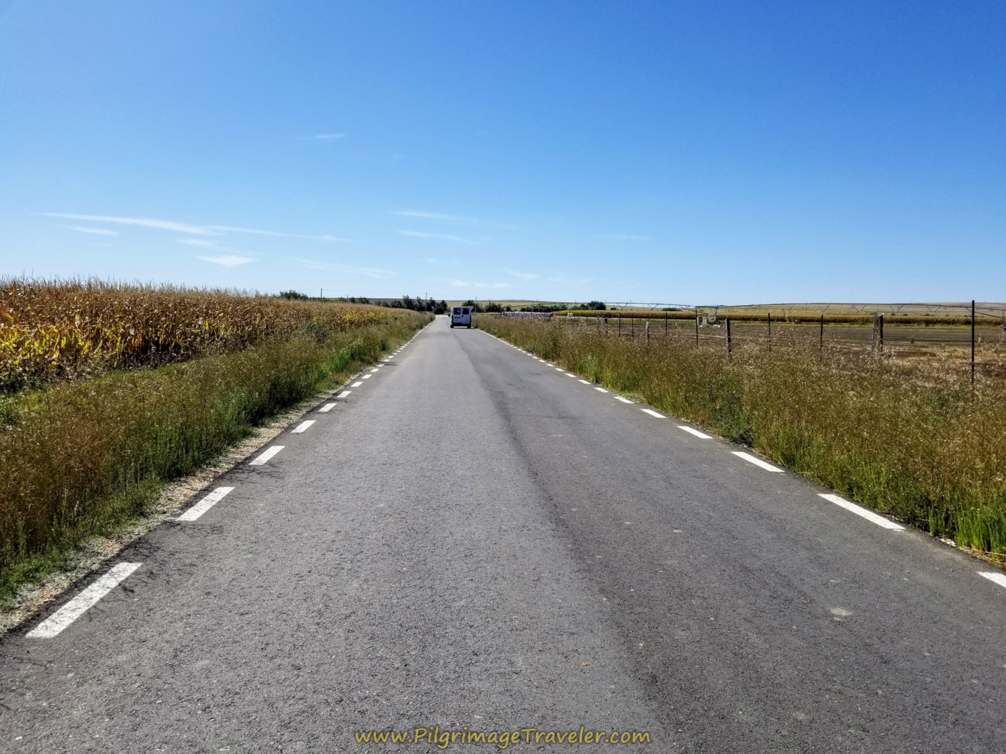 Leave Garcihernández on the Calle Iryda