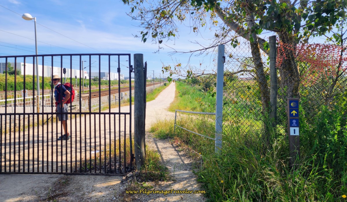 Gate on Sandy Track towards Azambuja