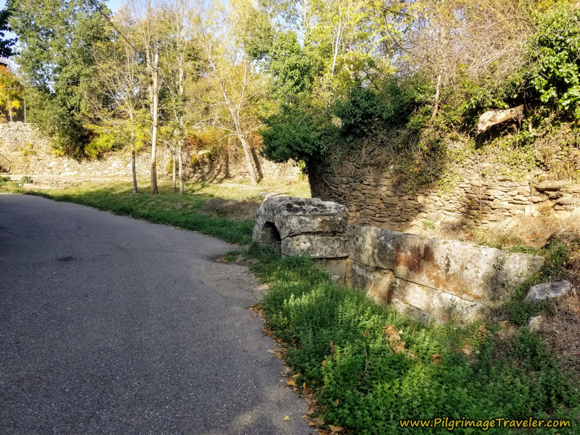 Pass By Old Well in Otero de Sanabria, on the Camino Sanabrés from Entrepeñas to Puebla de Sanabria