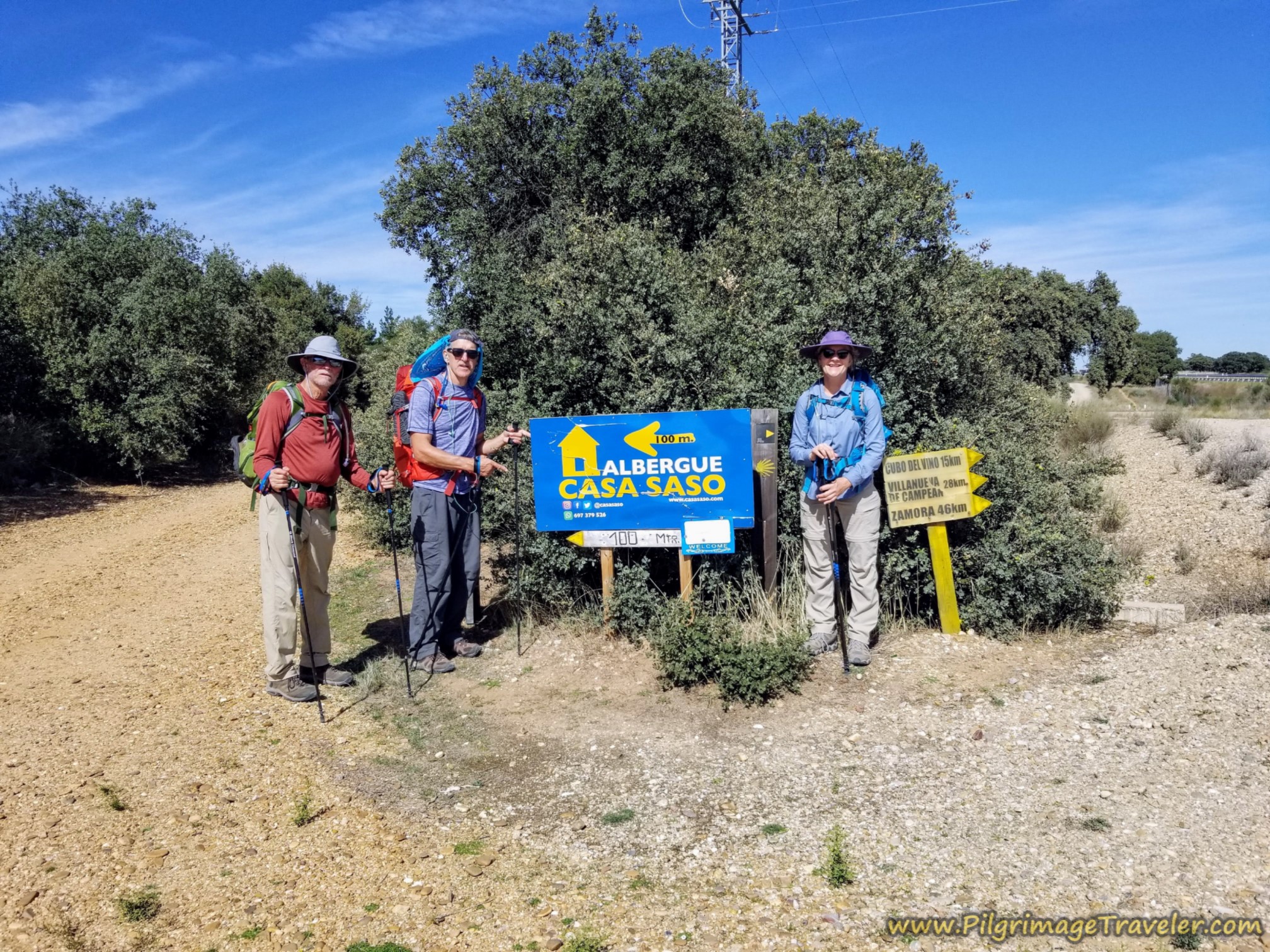 Turn-Off for the Albergue Casa Saso
