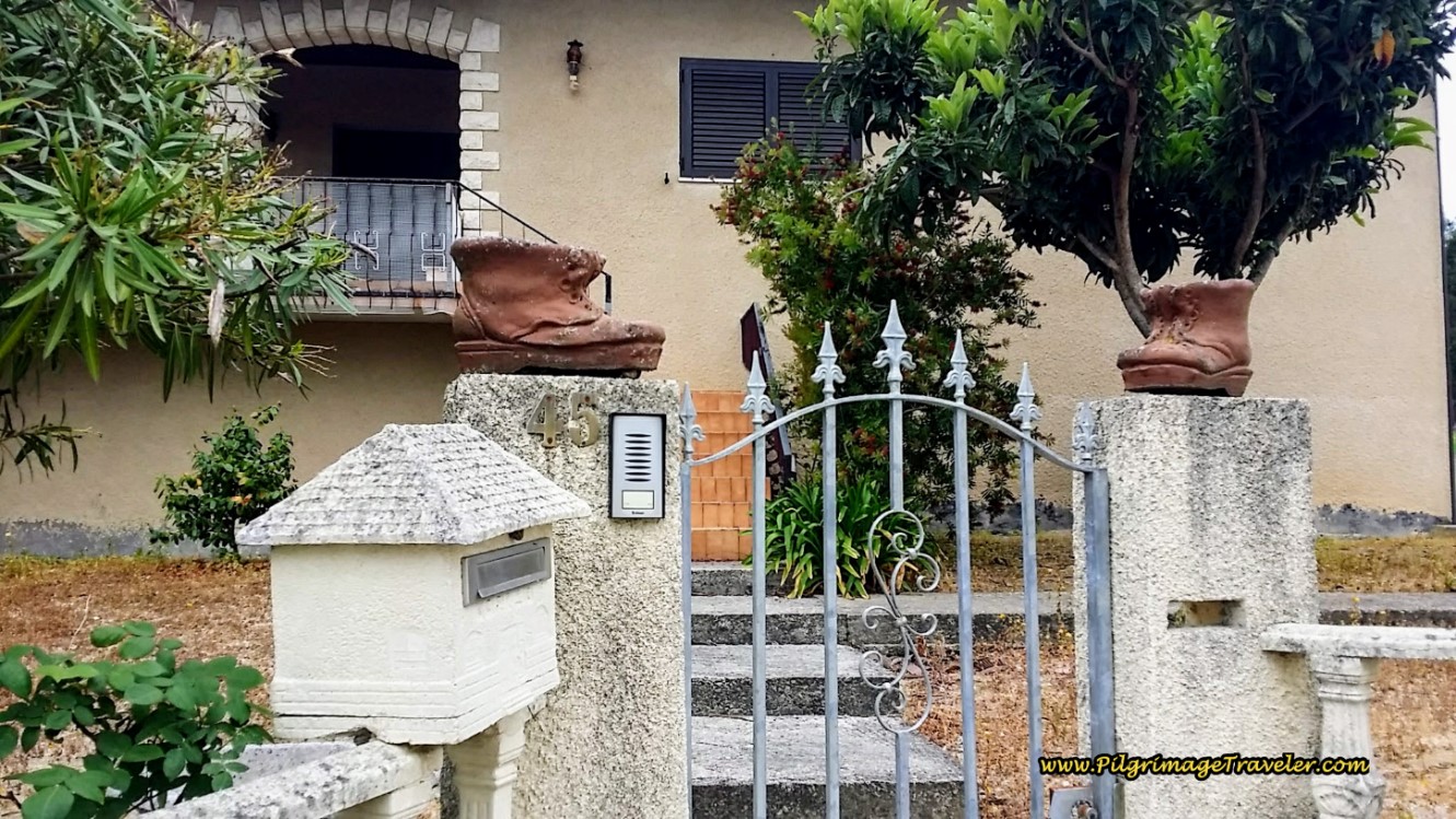 Camino de Santiago Charm on Home in Lendiosa