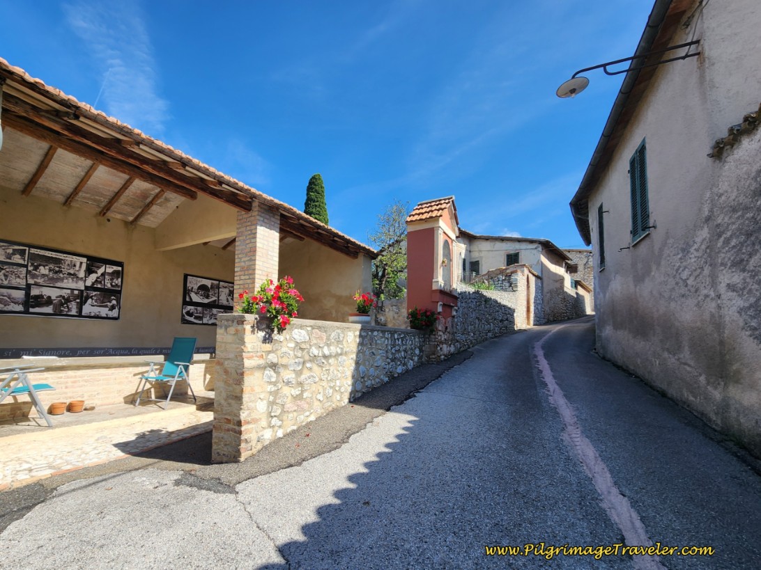 Way of St. Francis: Day Twelve, Spello to Trevi - Fontana di Collecchio