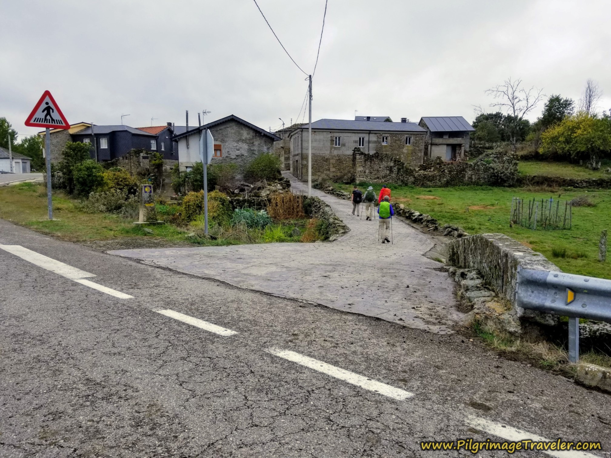 Cross the OU-311 Into O Pereiro