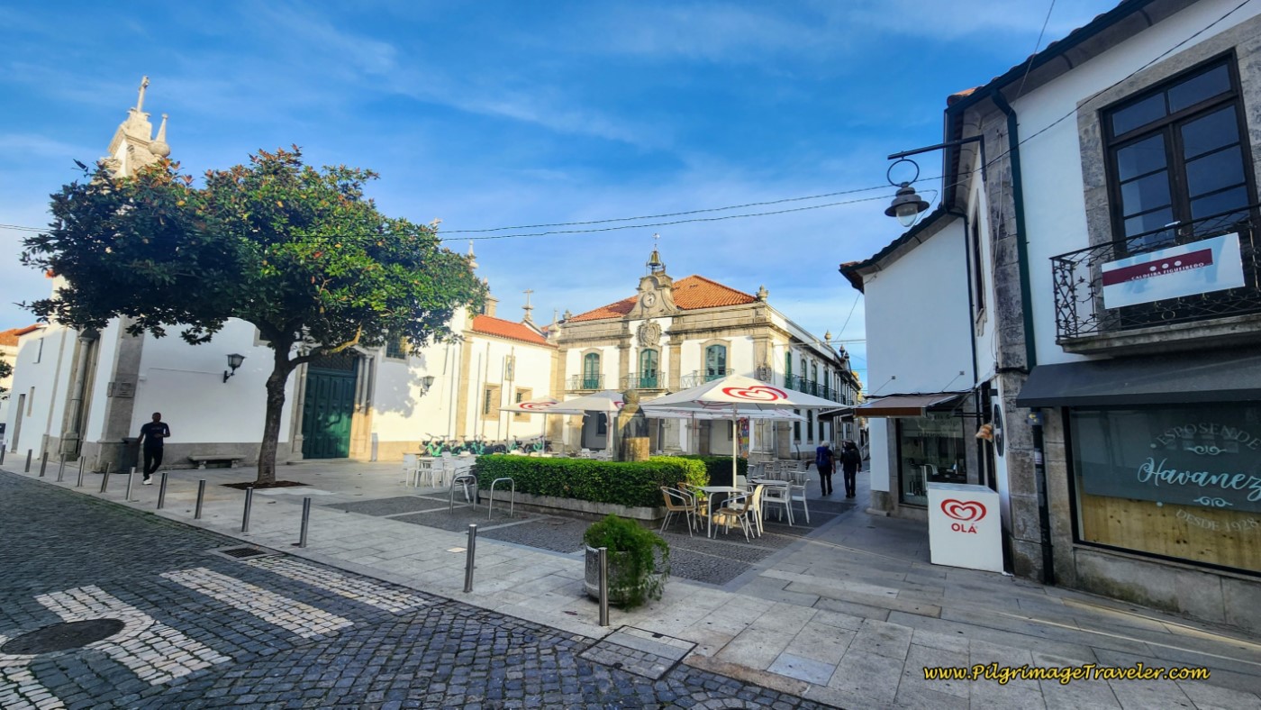 The Igreja da Misericórdia and Câmara Municipal de Esposende, in the Town Square