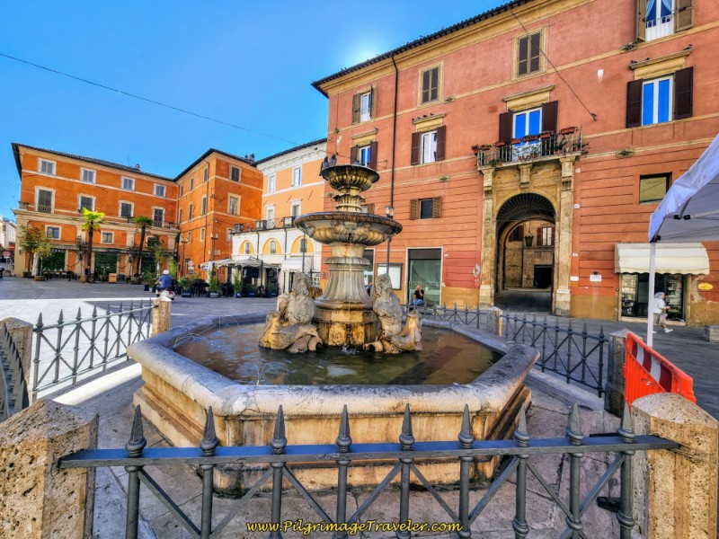 Way of St. Francis: Day Eighteen, Poggio Bustone to Rieti - Piazza Vittorio Manuele II and Fountain