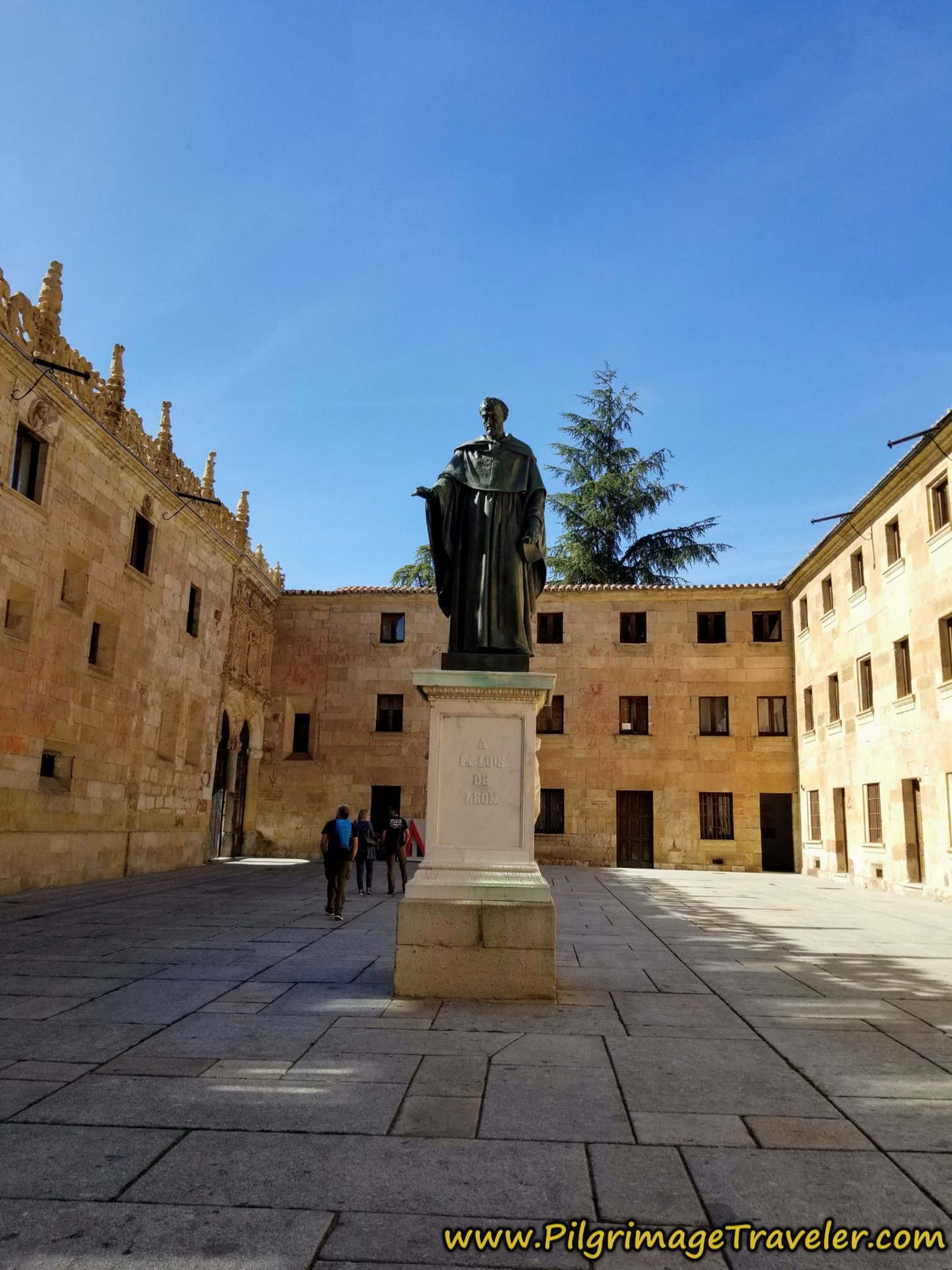 Statue Fray Luis de León Statue Fray Luis de León