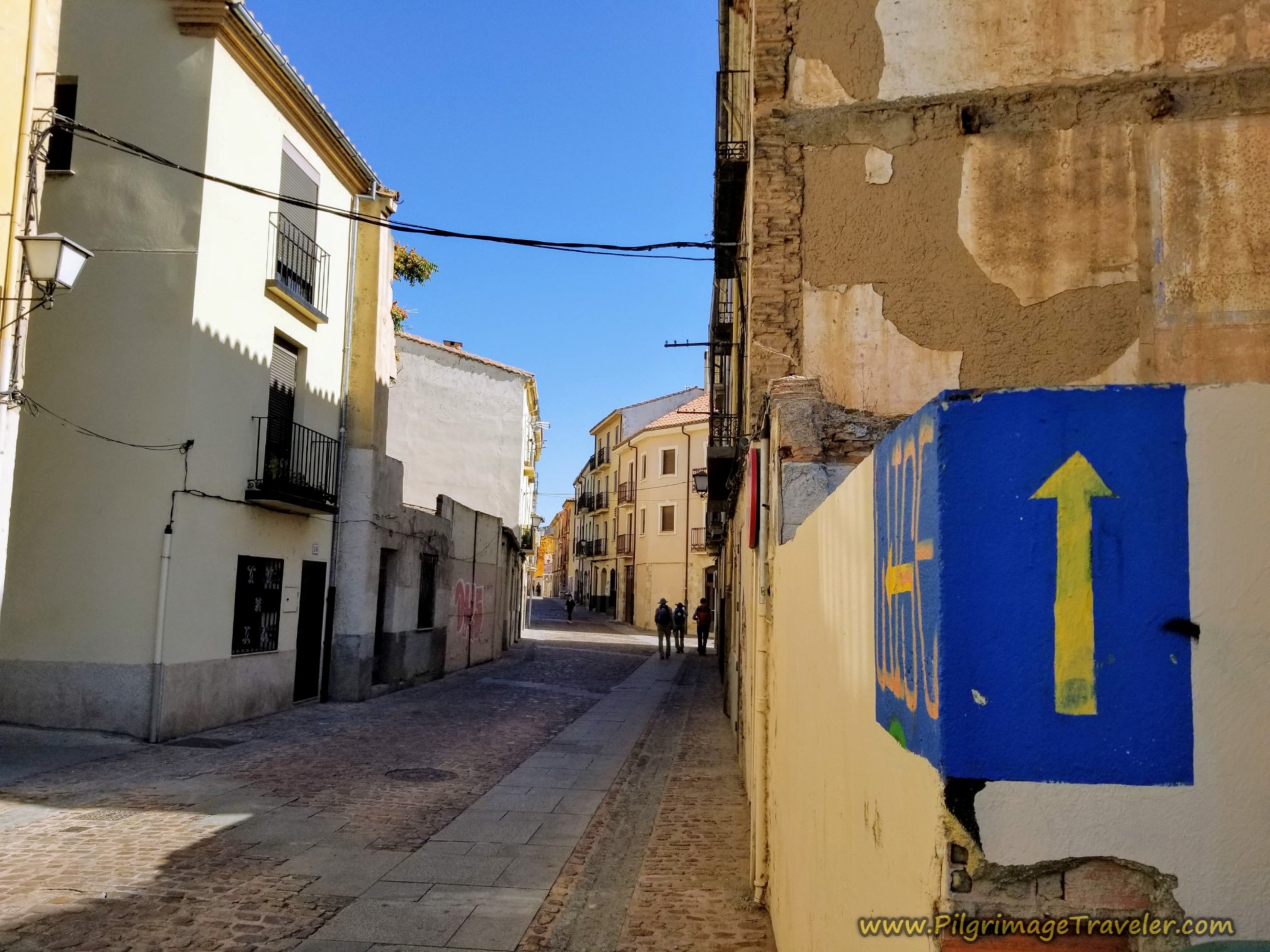 Right Turn onto the Calle Puente Right Turn onto the Calle Puente