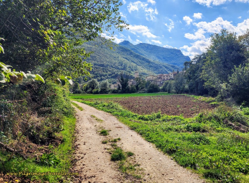 Way of St. Francis: Day Fifteen, Spoleto to Macenano - Macenano Ahead