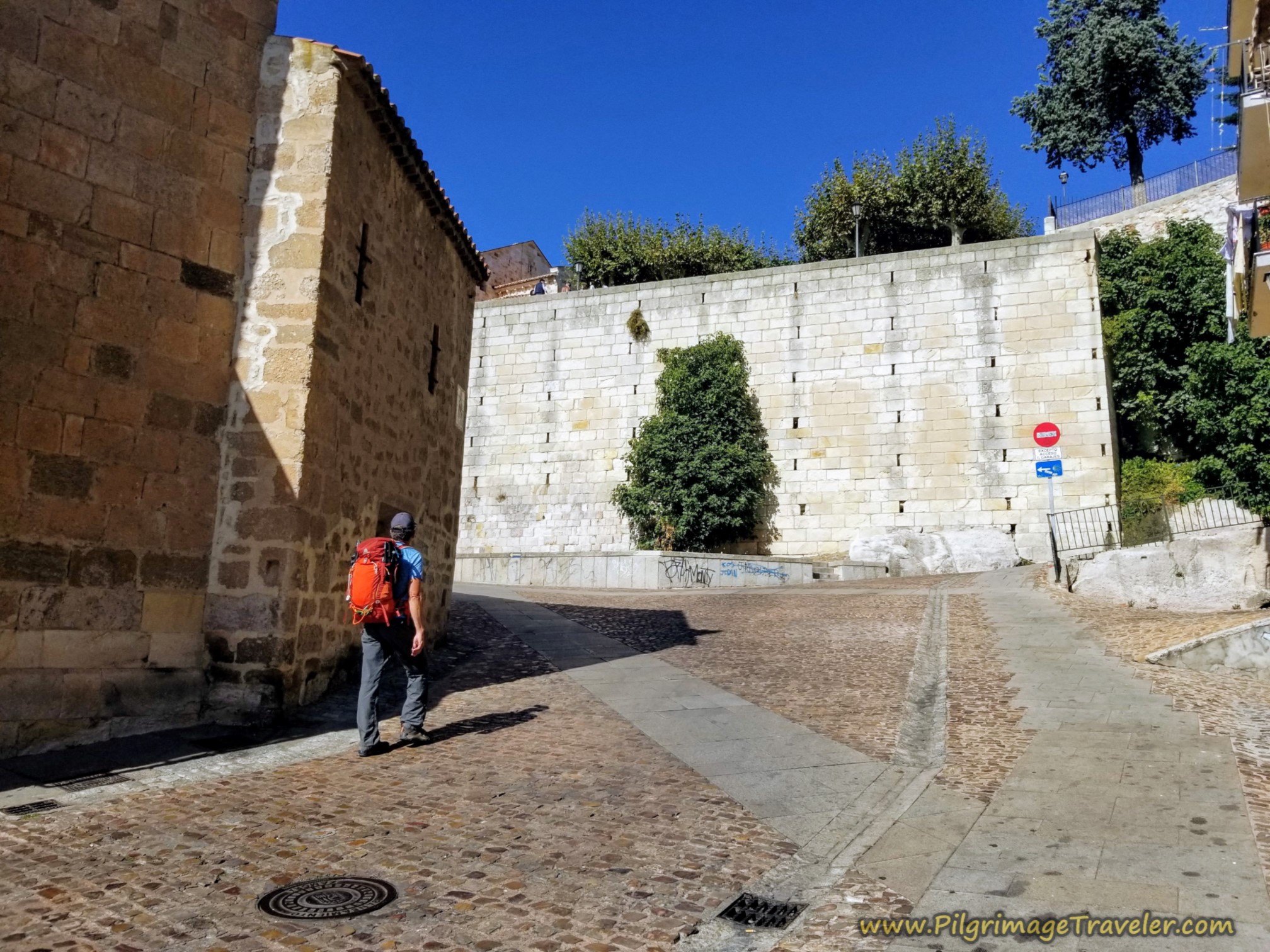 Climb Up the Hill by the Iglesia Santa Lucía Climb Up the Hill by the Iglesia Santa Lucía
