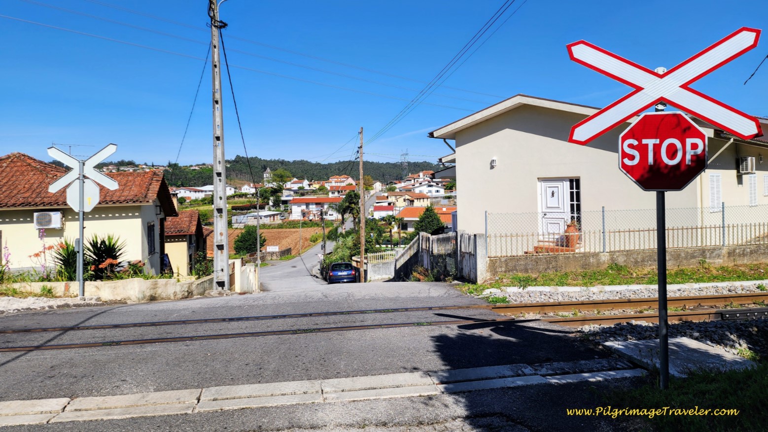 Continuing on Rua do Monte thru Suburbs