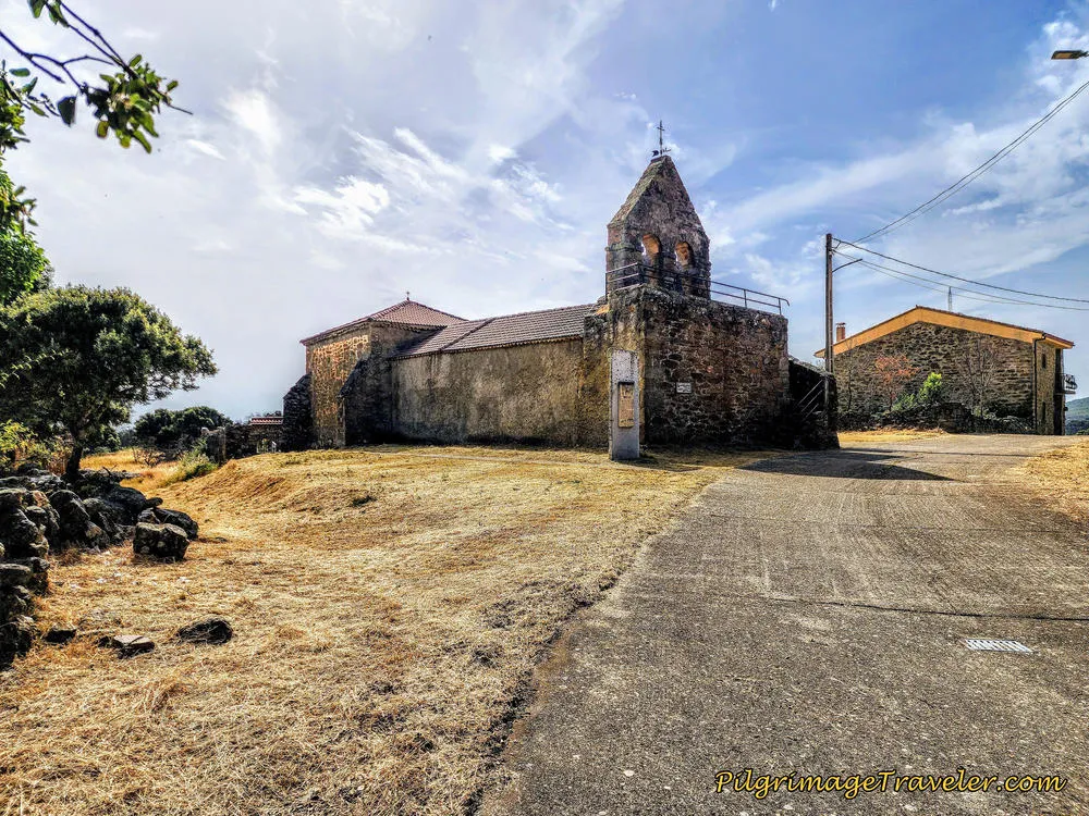 Iglesia San Pedro Apóstol, Villar de Farfón