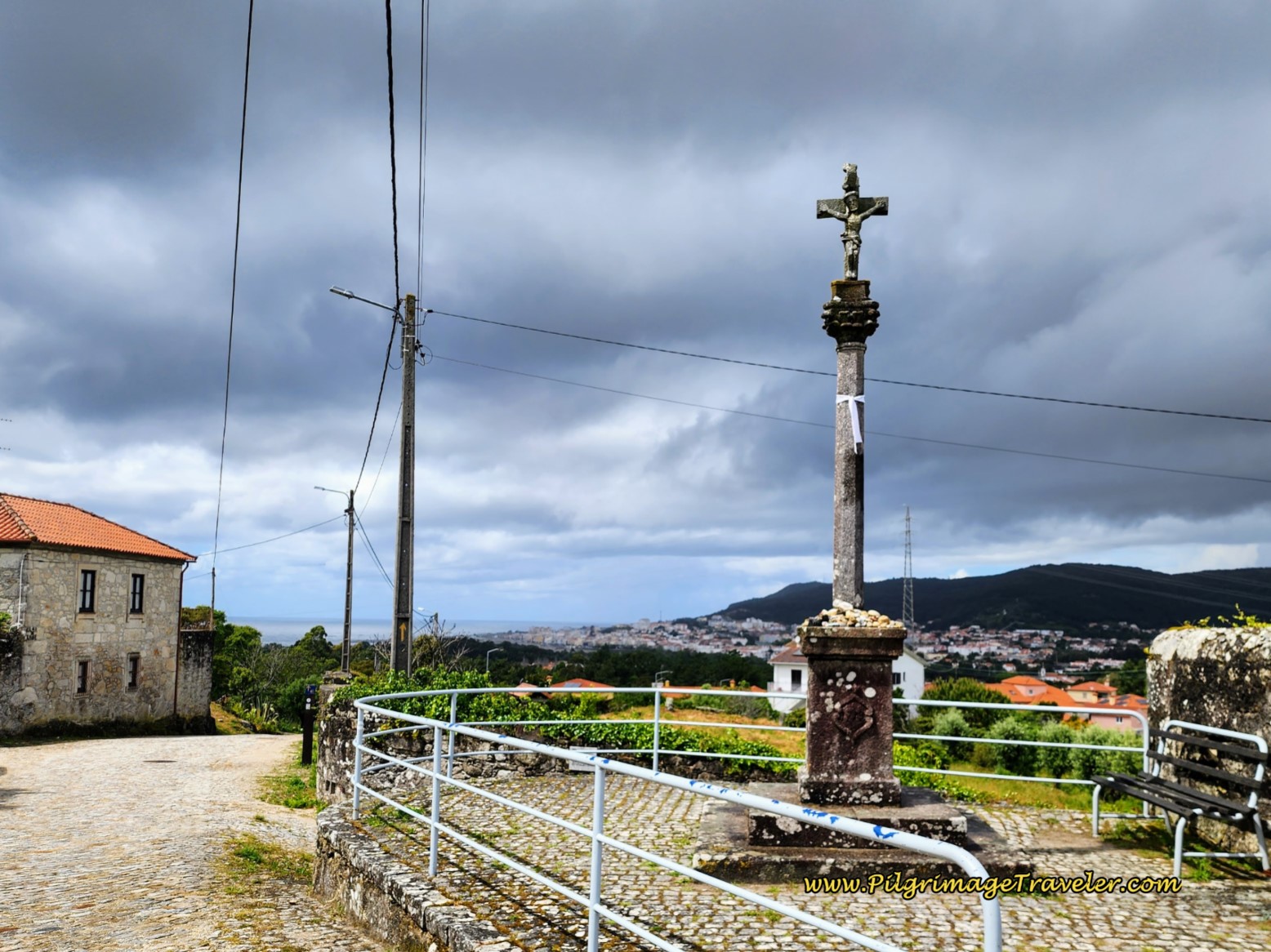 Cross with Views of Vila Praia de Âncora Cross with Views of Vila Praia de Âncora