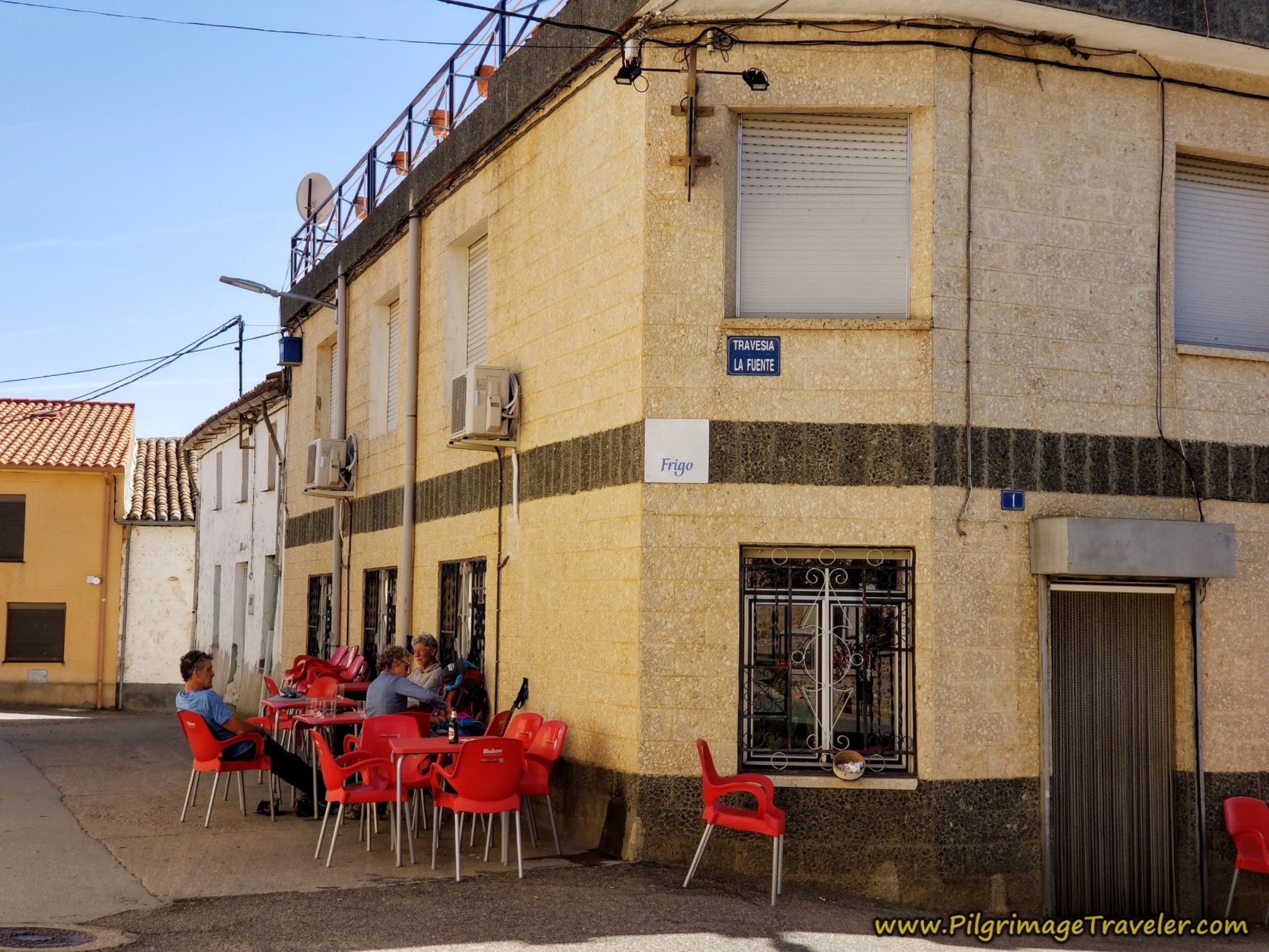 Respite at the Bar Boya on the Camino Sanabrés from Granja de Moreruela to Tábara