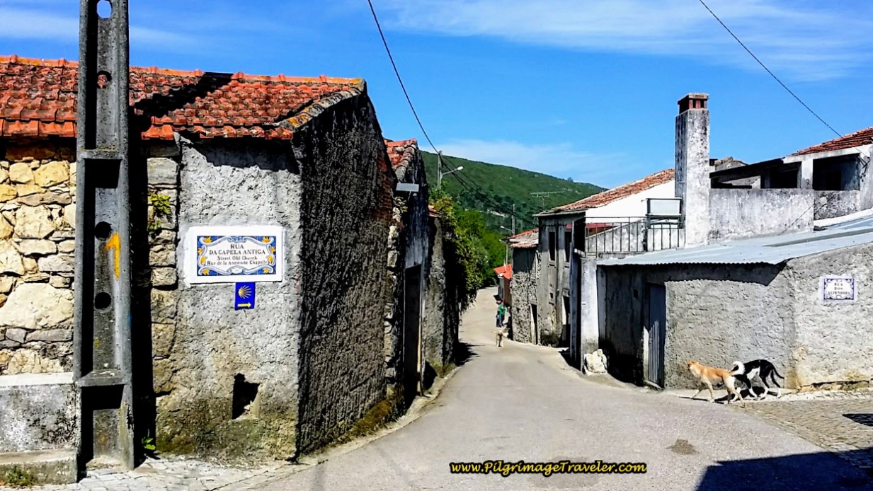Rua de Capela Antiga, Fonte Coberta