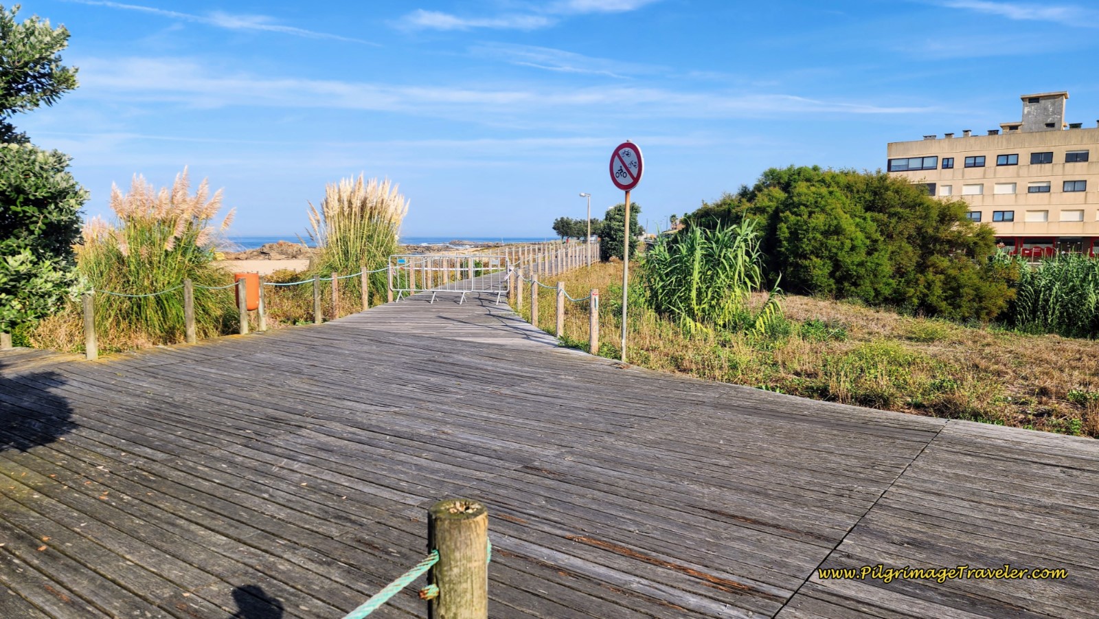Praia do Marreto Boardwalk Closure