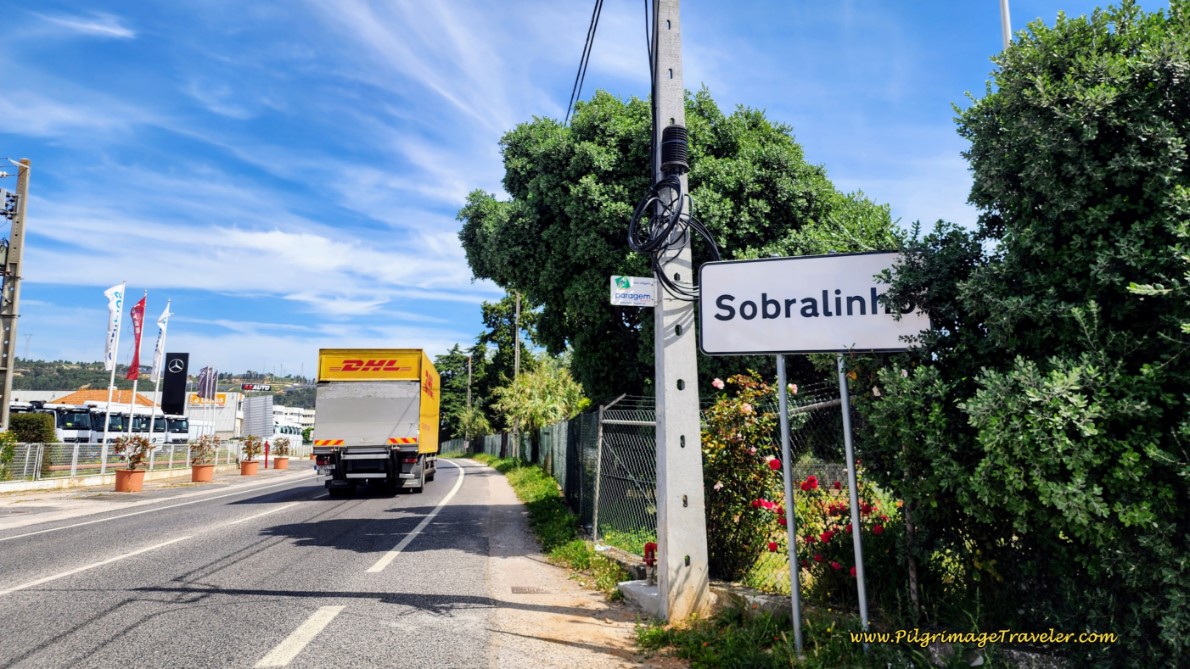 Camino Joins the Busy N10 in Sobralinho