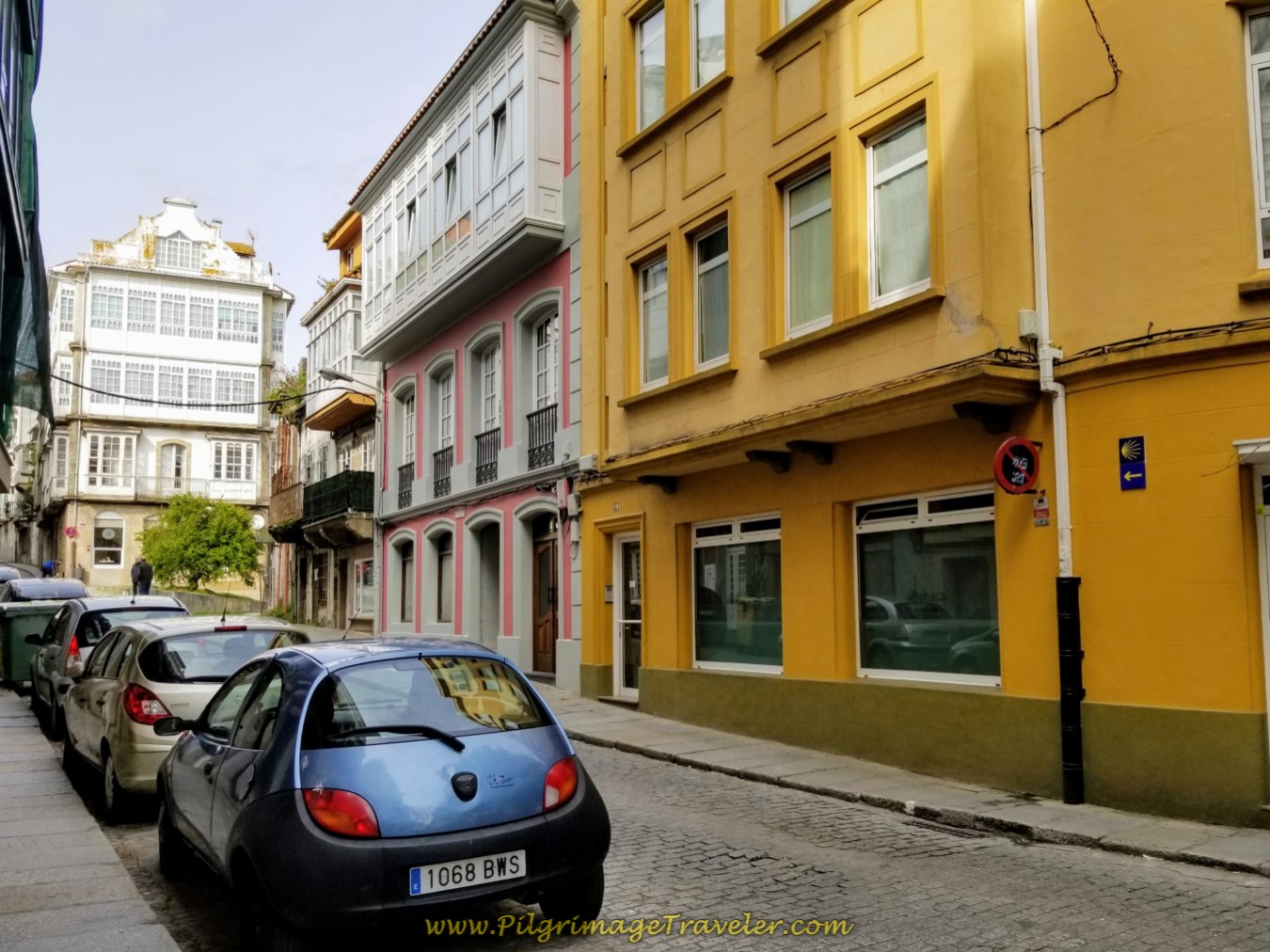 Left Here Onto the Calle San Francisco Ferrol, on day one of the Camino Inglés Left Here Onto the Calle San Francisco Ferrol, on day one of the Camino Inglés