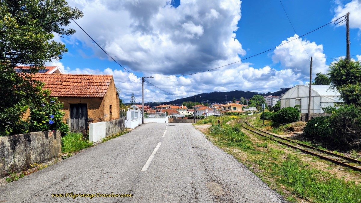 The Estrada Real Follows the Railroad