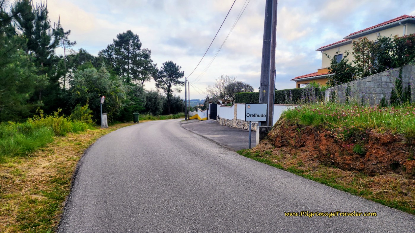 Towards the Hamlet of Orelhudo